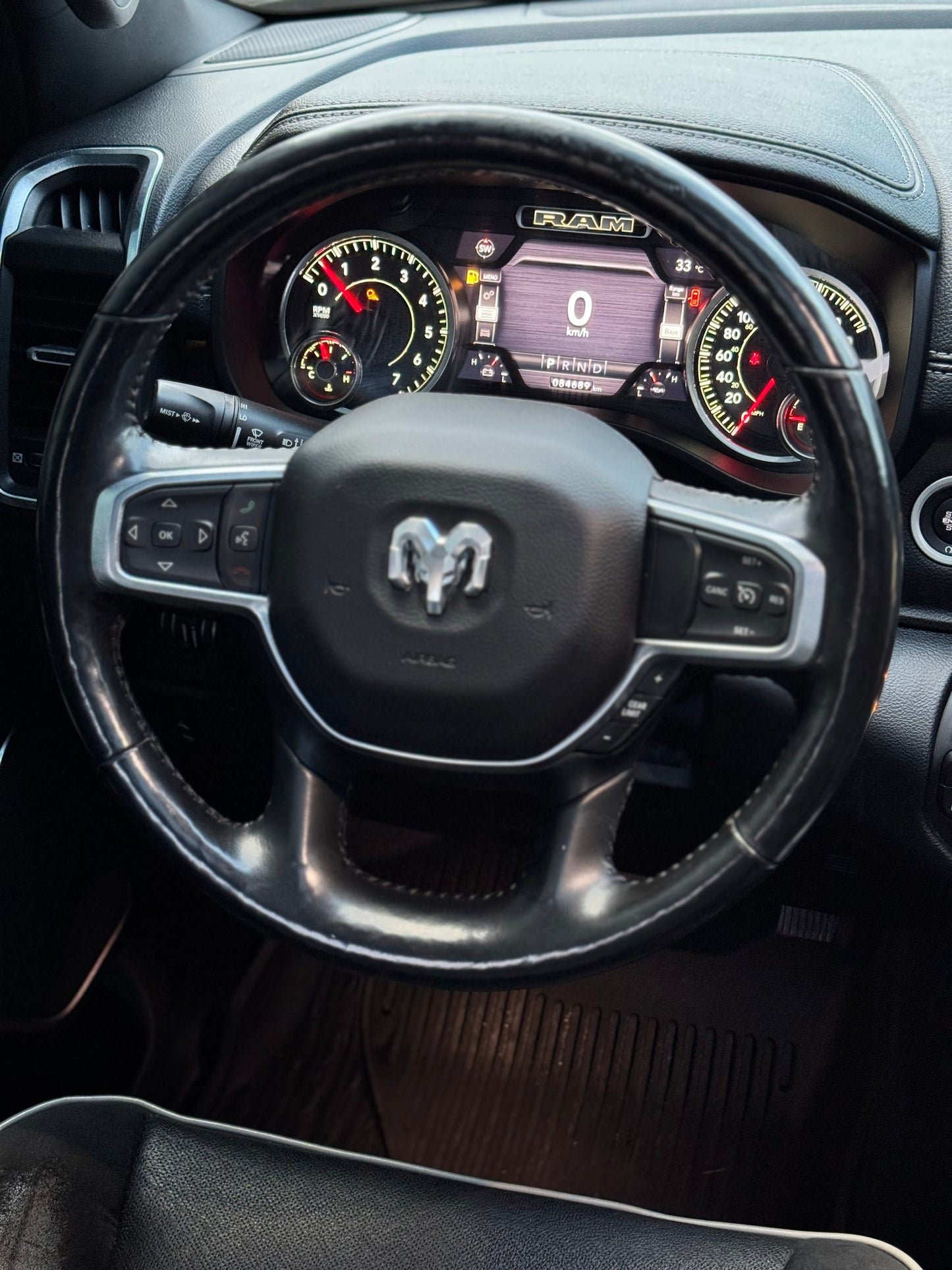 2020 RAM LARAMIE SPORT
