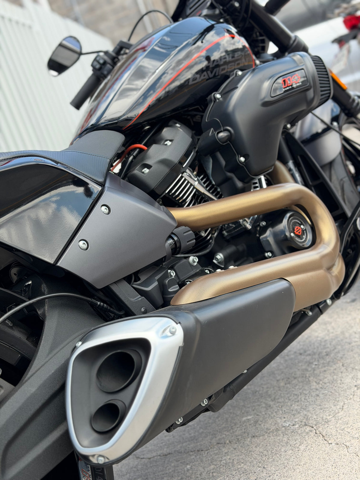 HARLEY DAVIDSON FXDR