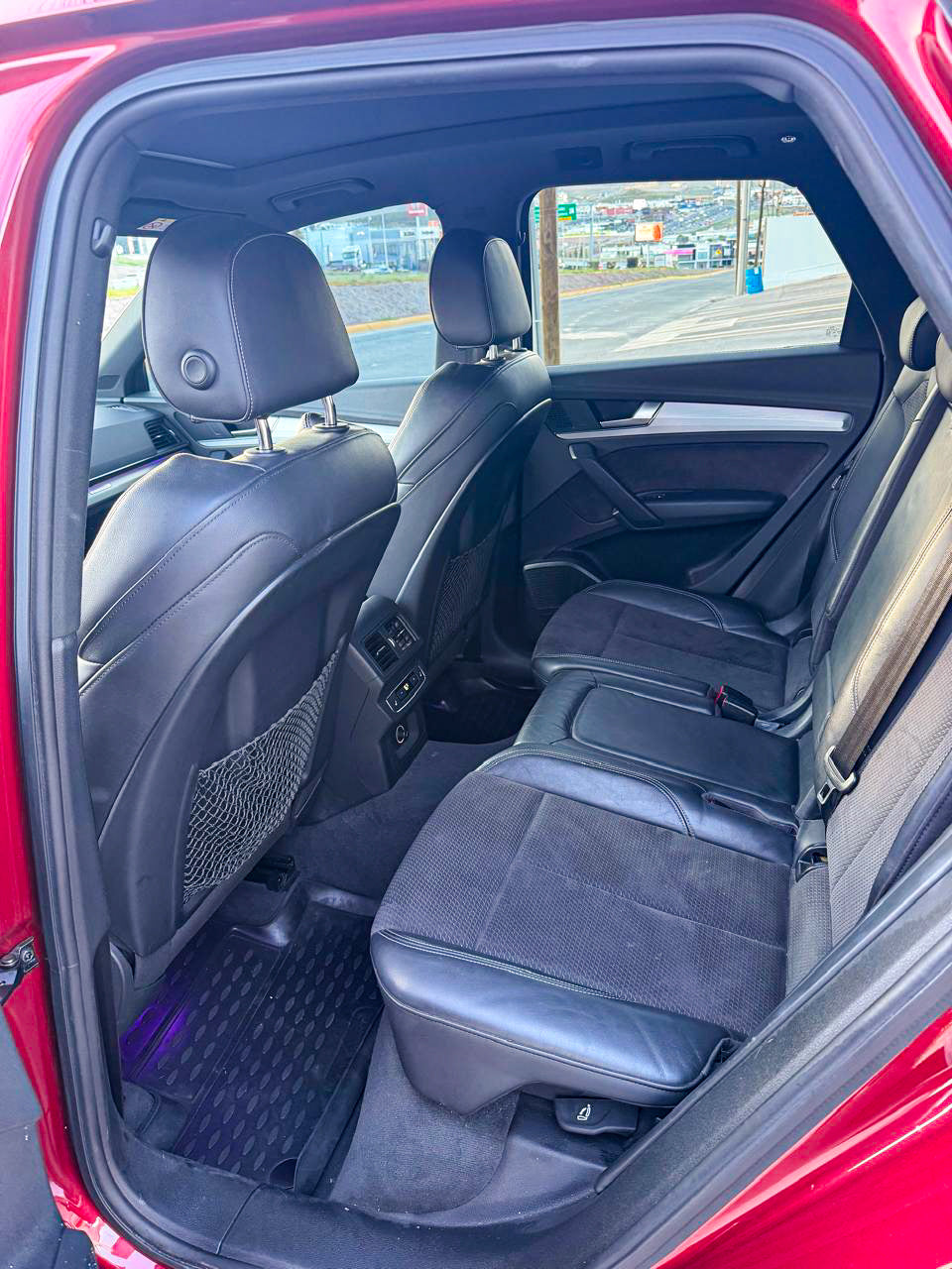 AUDI Q5 SLINE
