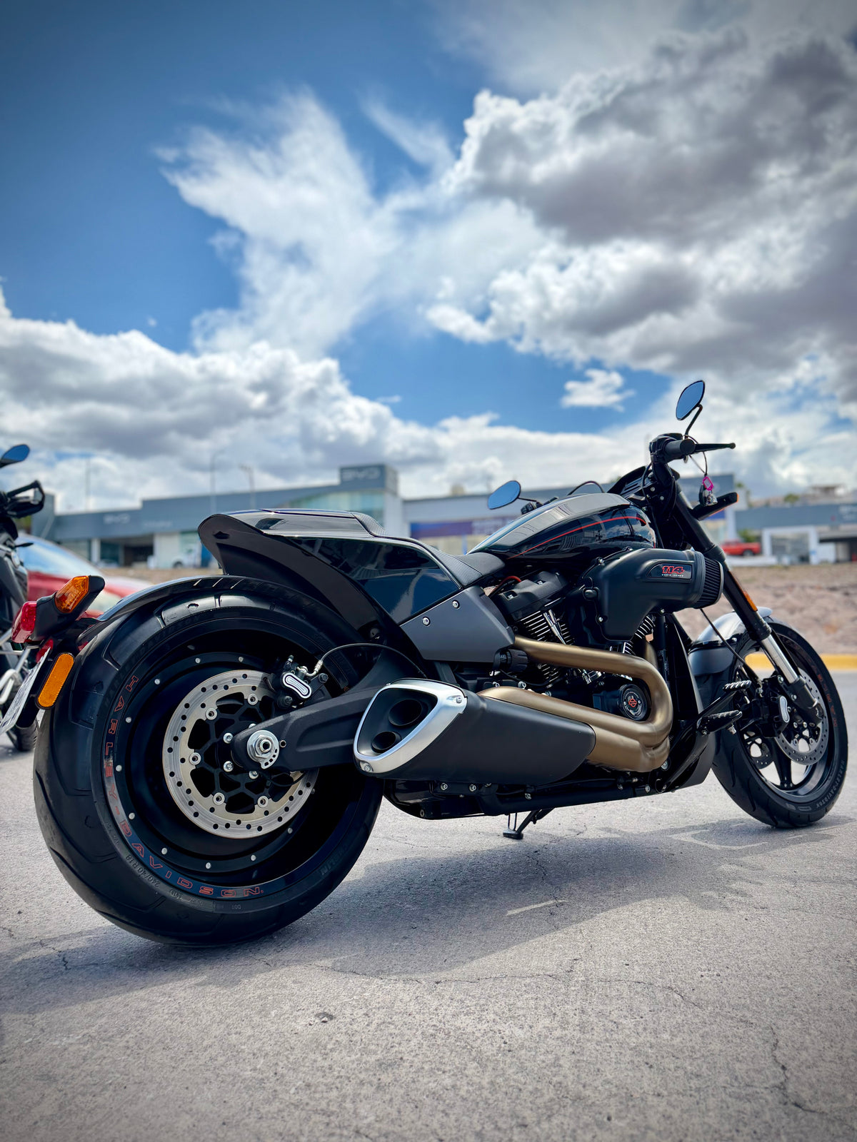 HARLEY DAVIDSON FXDR