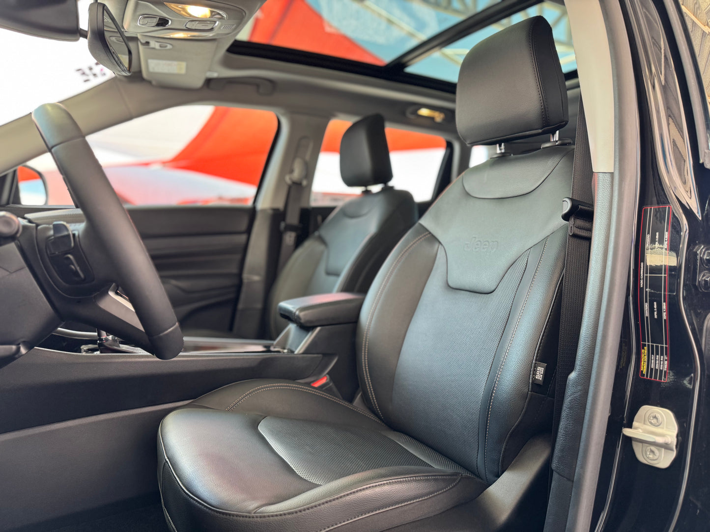 B. 2024 JEEP COMPASS LATITUDE LIGHT