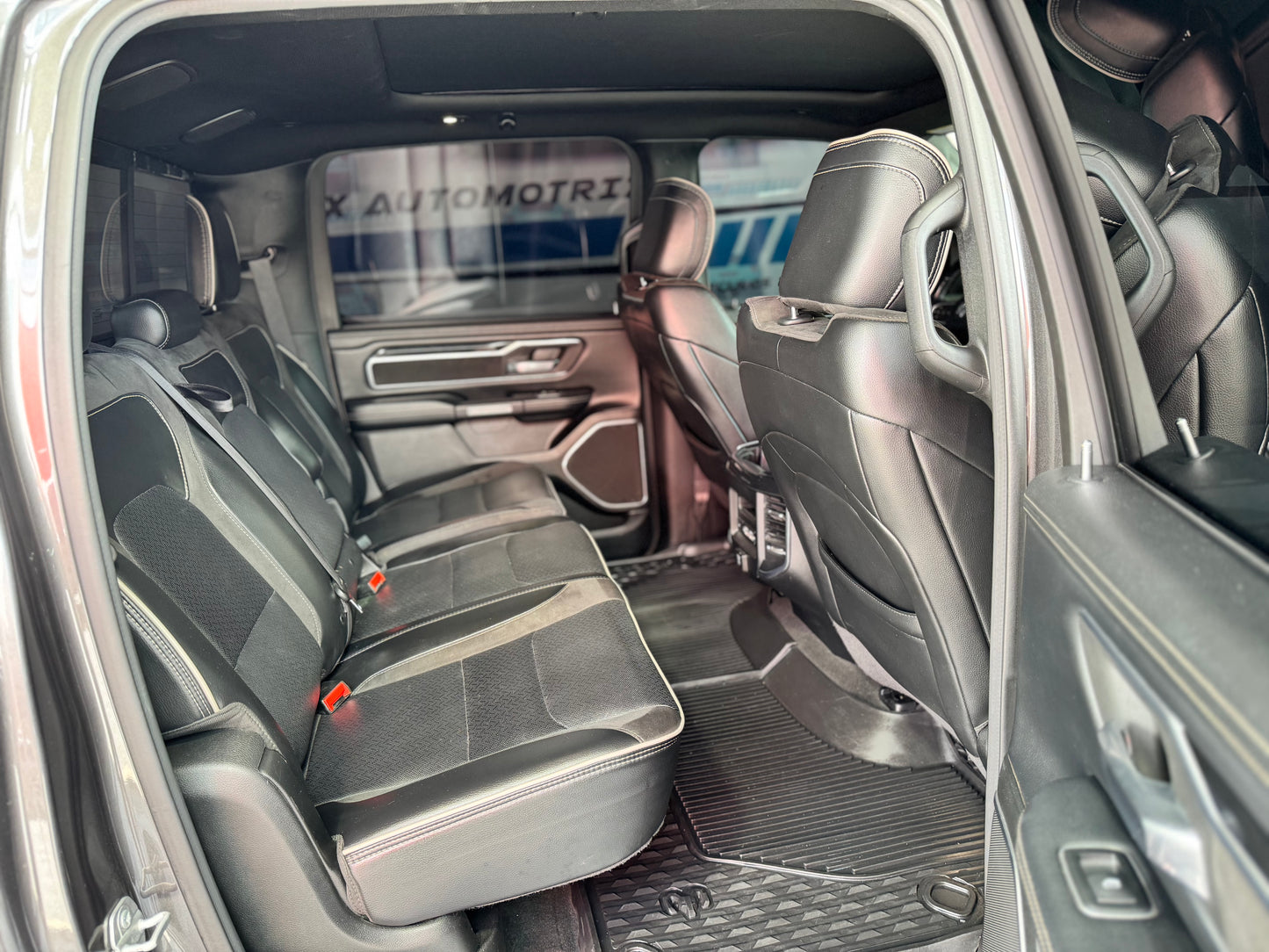 F. 2O20 RAM LARAMIE SPORT