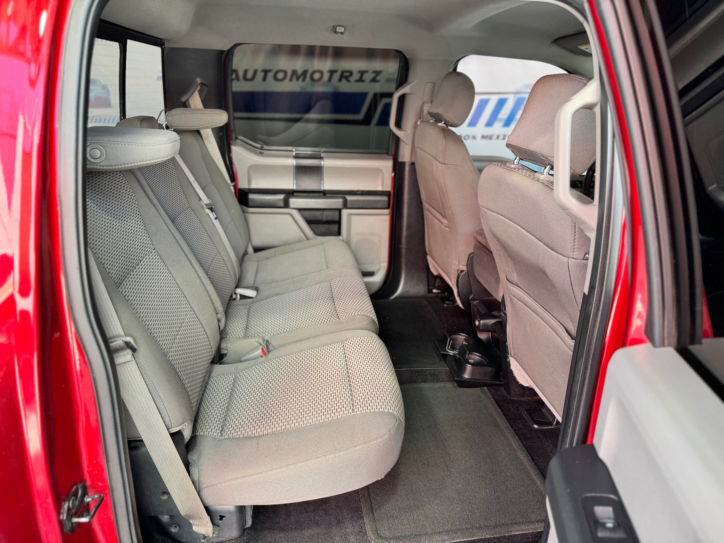 J. 2016 FORD LOBO XLT 5.0 4X4