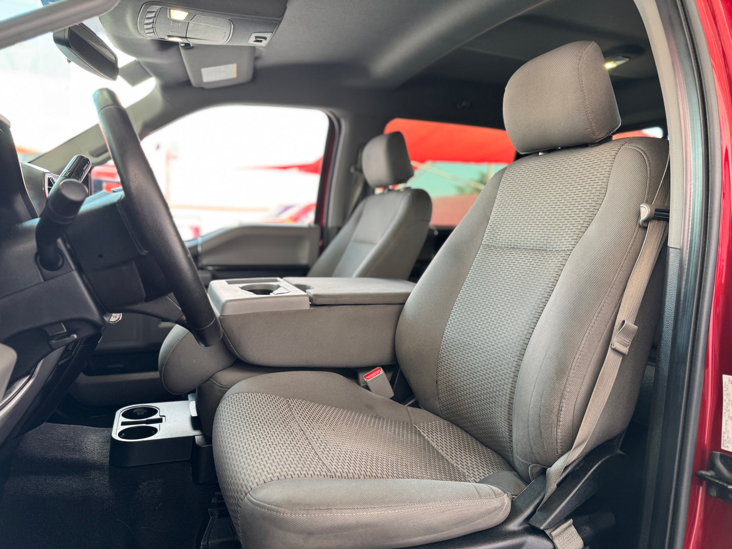 J. 2016 FORD LOBO XLT 5.0 4X4