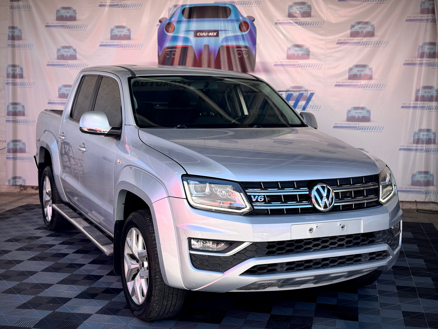 F. 2020 VOLKSWAGEN AMAROK HIGHLINE V6