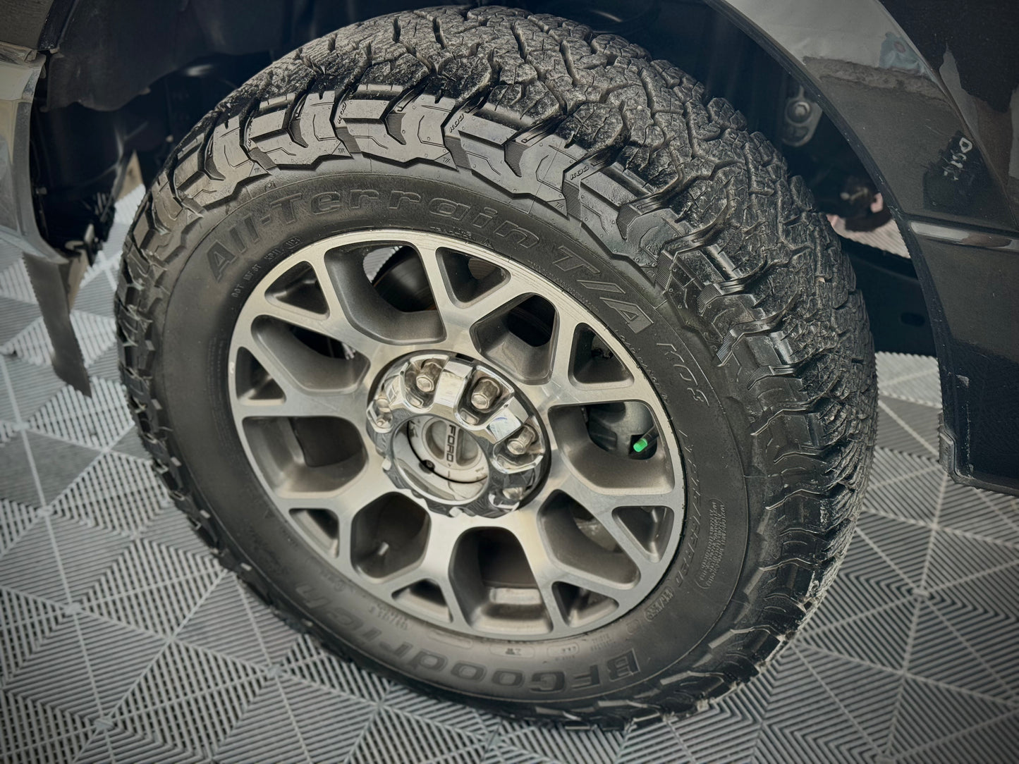 F. 2020 FORD F-250 XLT