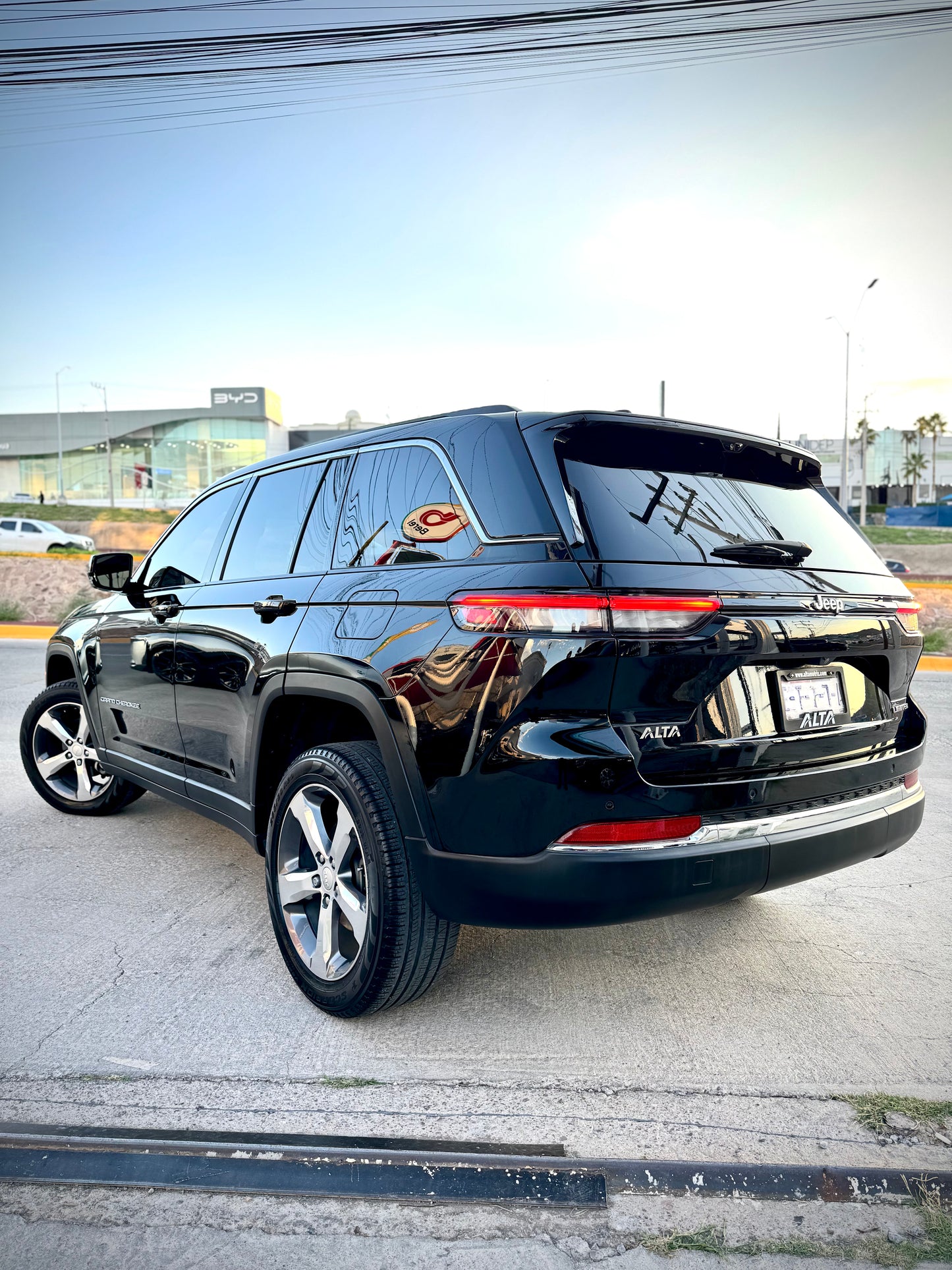 2022 JEEP GRAND CHEROKEE LIMITED