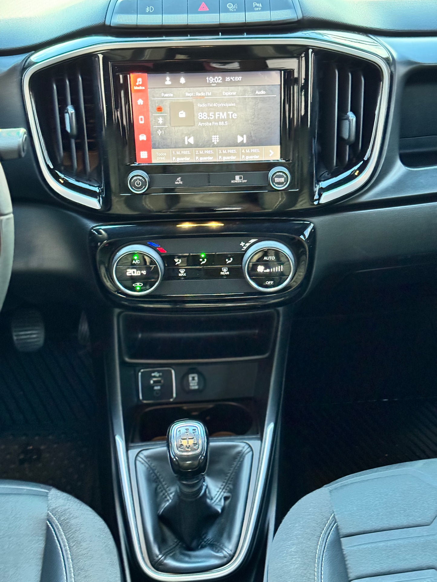2023 RAM 7OO LARAMIE
