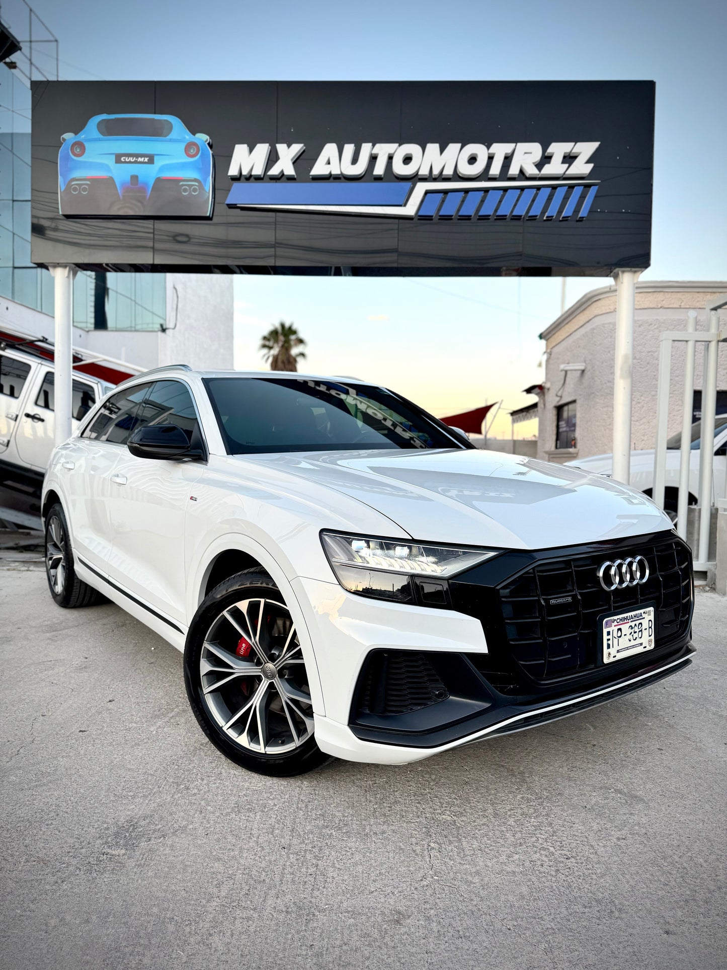 2019 AUDI Q8 SLINE