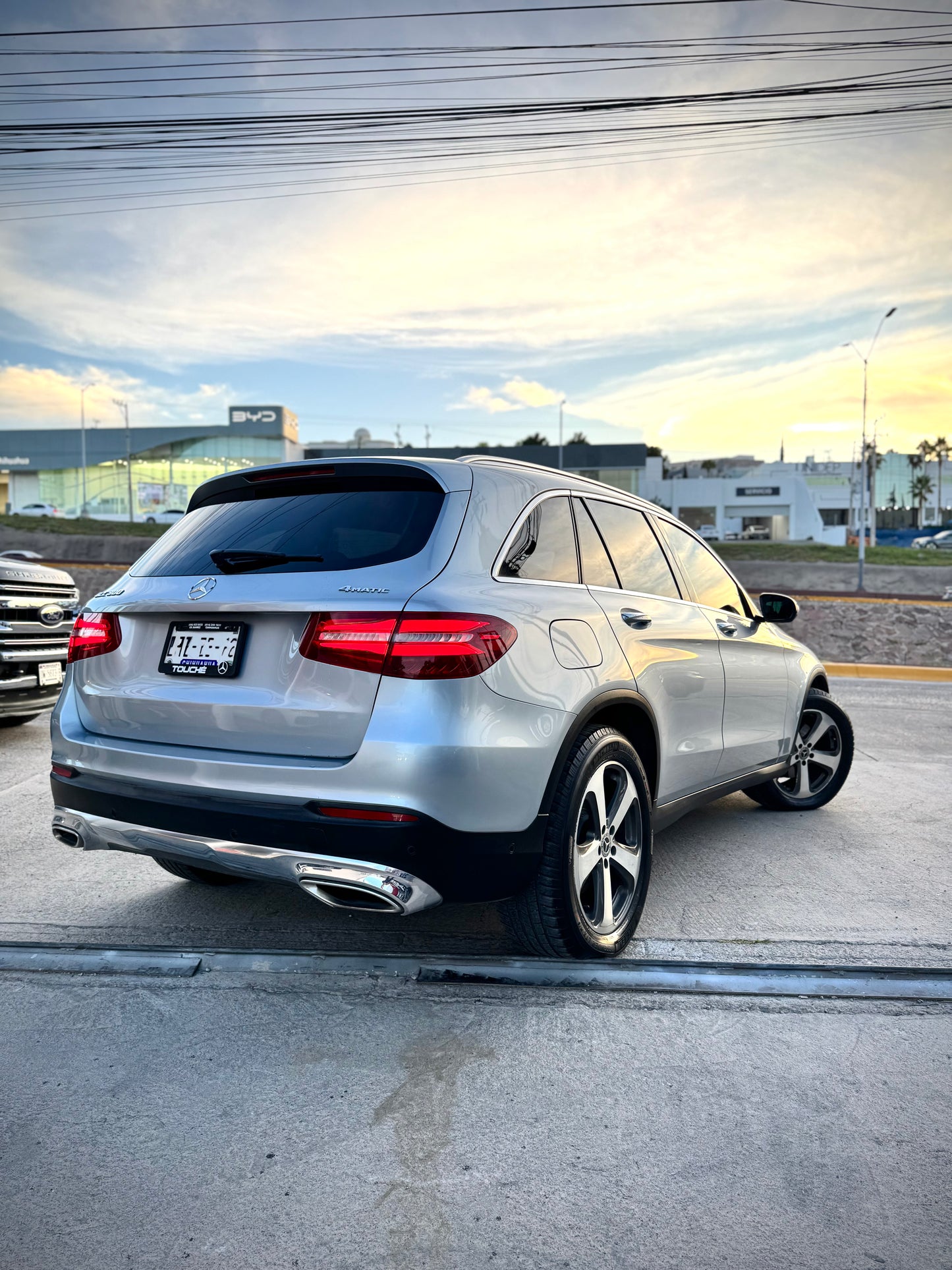 2019 MERCEDES BENZ GLC 300
