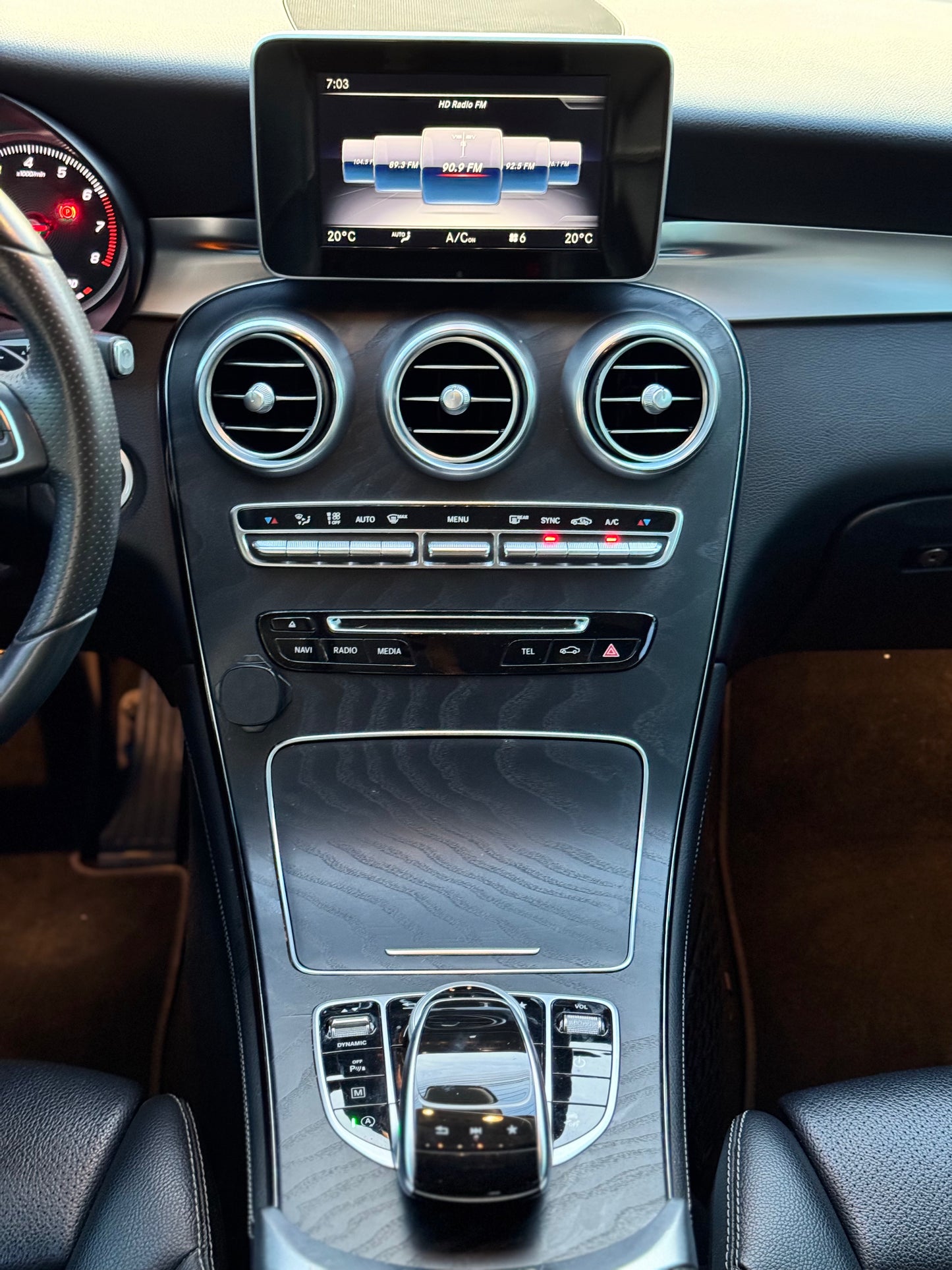 2019 MERCEDES BENZ GLC 300