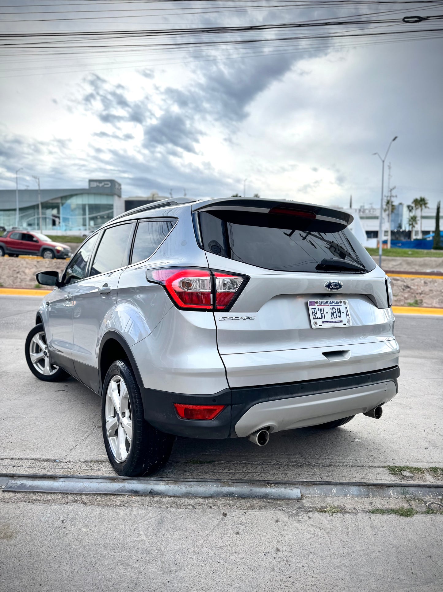 2018 FORD ESCAPE S PLUS