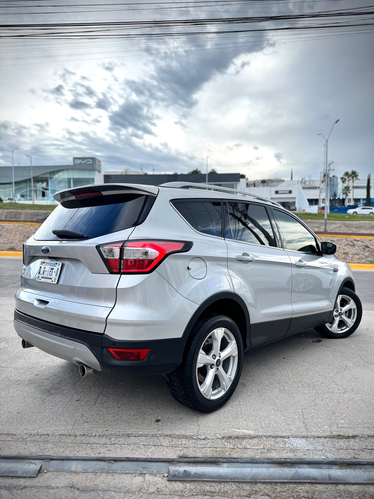 2018 FORD ESCAPE S PLUS