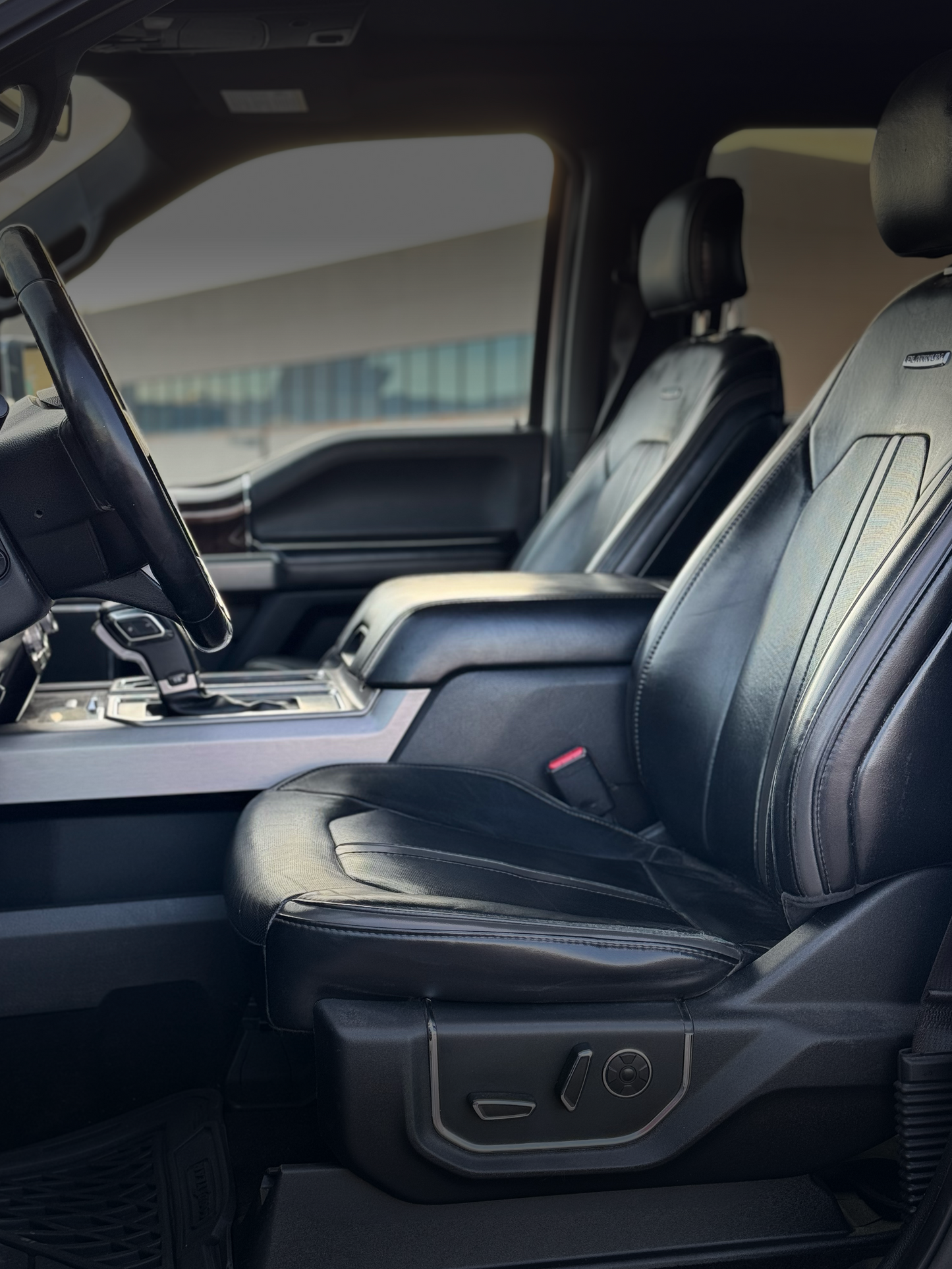 2017 FORD LOBO PLATINUM