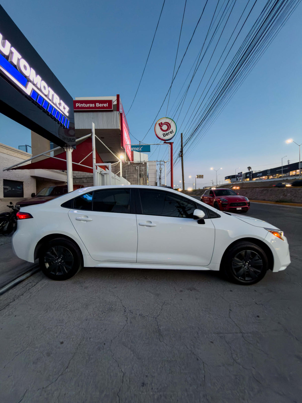 TOYOTA COROLLA