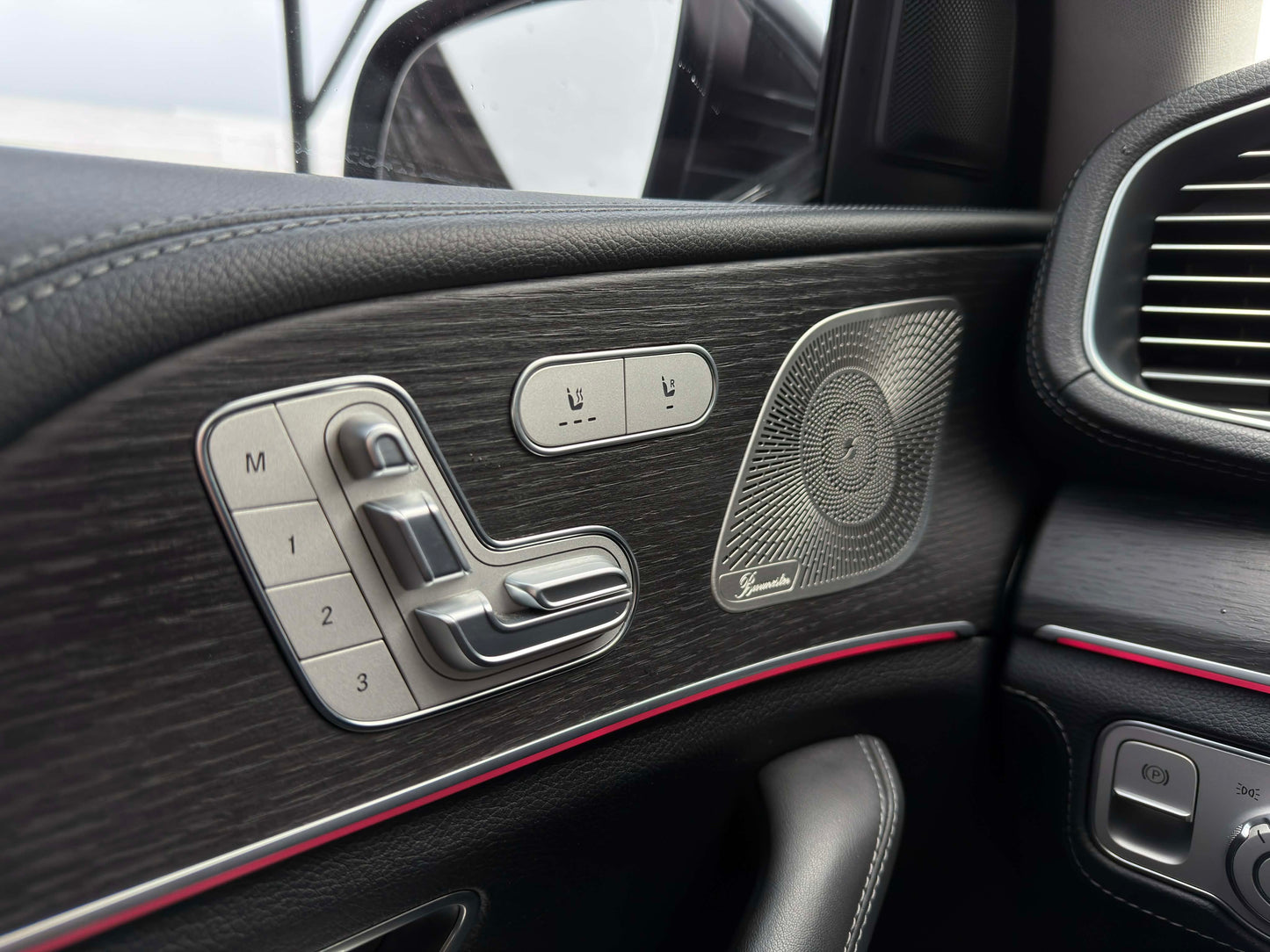 2 4 MERCEDES BENZ GLE 4MATIC COUPE