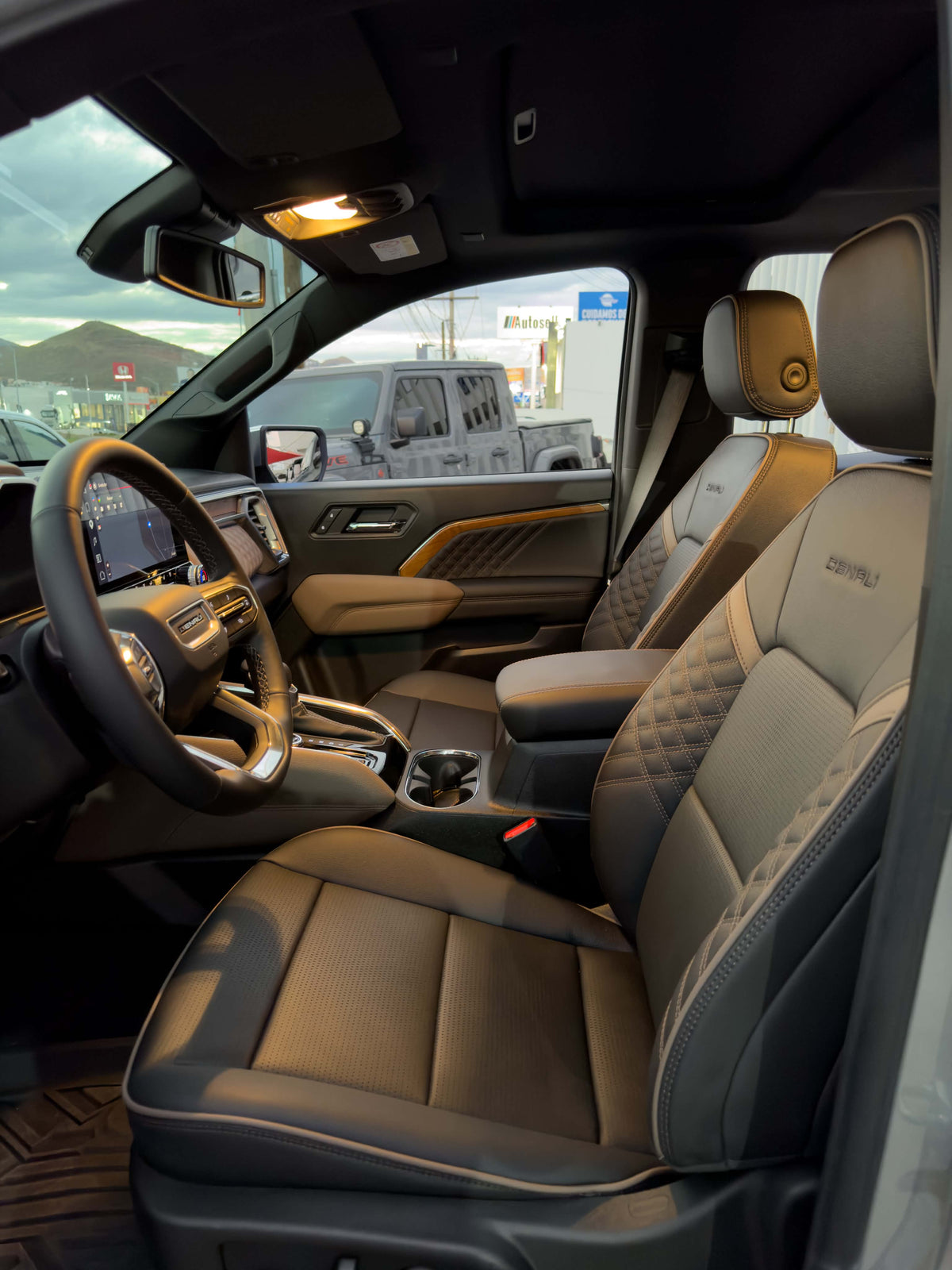 NUEVA GMC CANYON DENALI
