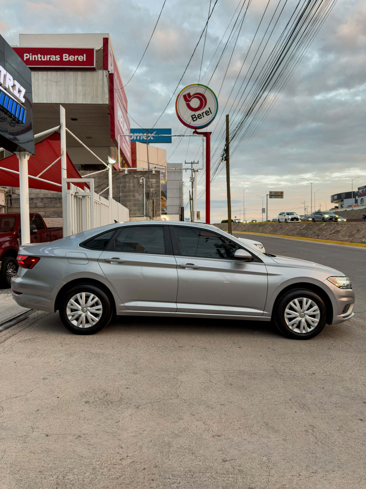 VOLKSWAGEN JETTA TRENDLINE