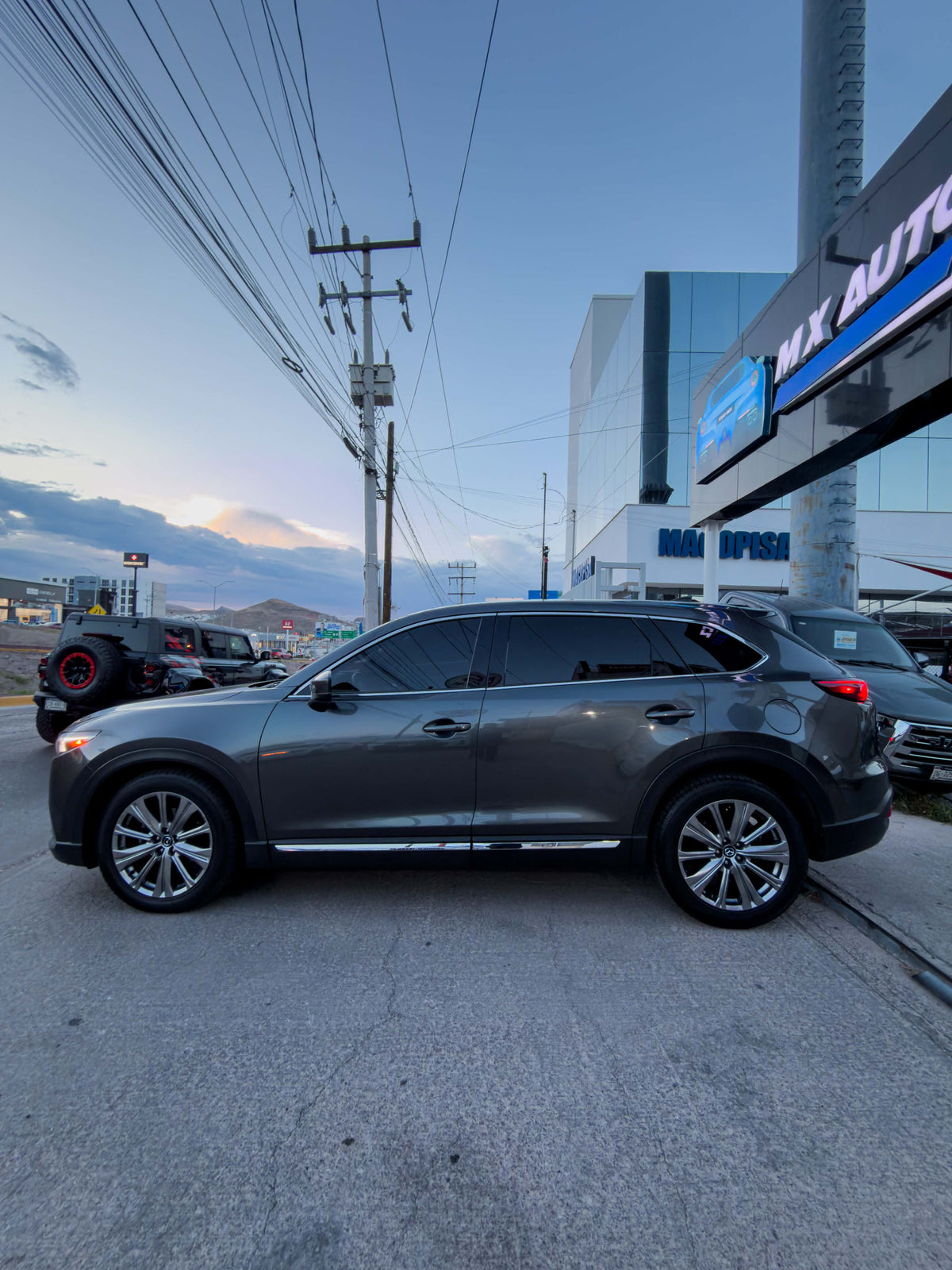 MAZDA CX-9 SIGNATURE