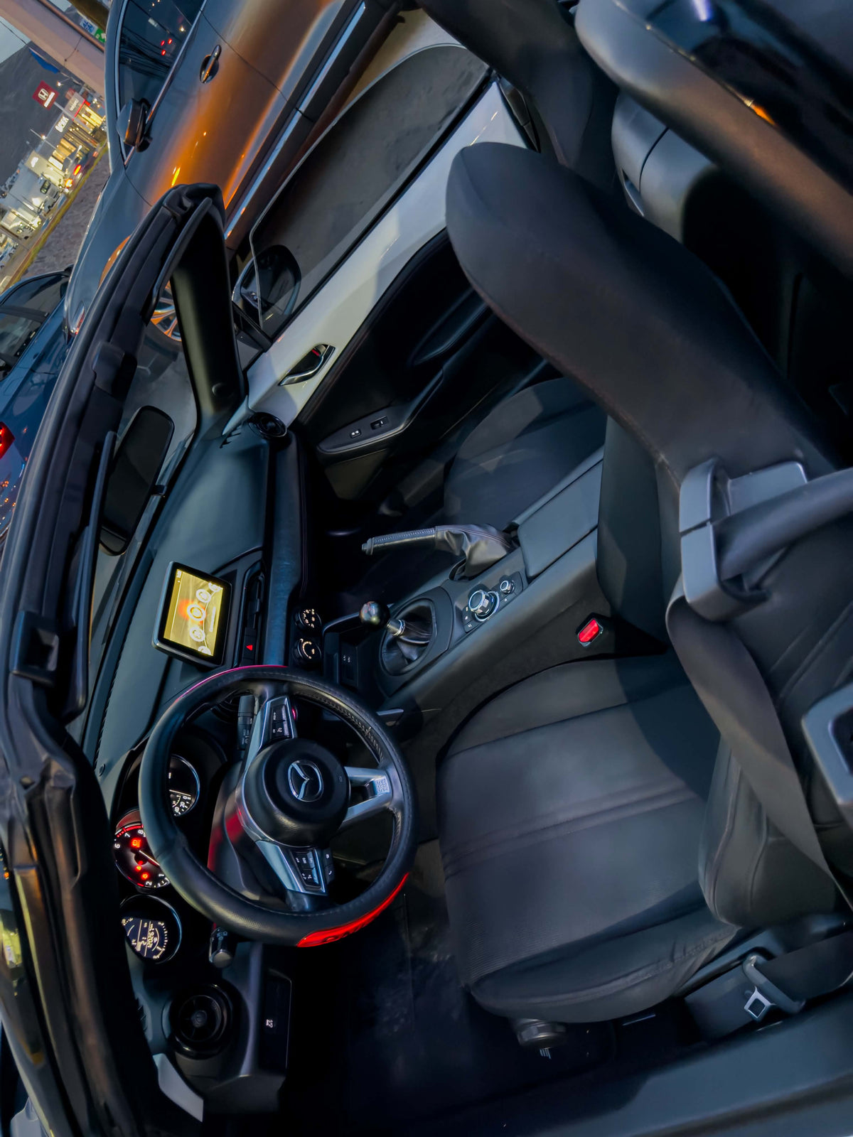 2017 MAZDA MX-5 SPORT