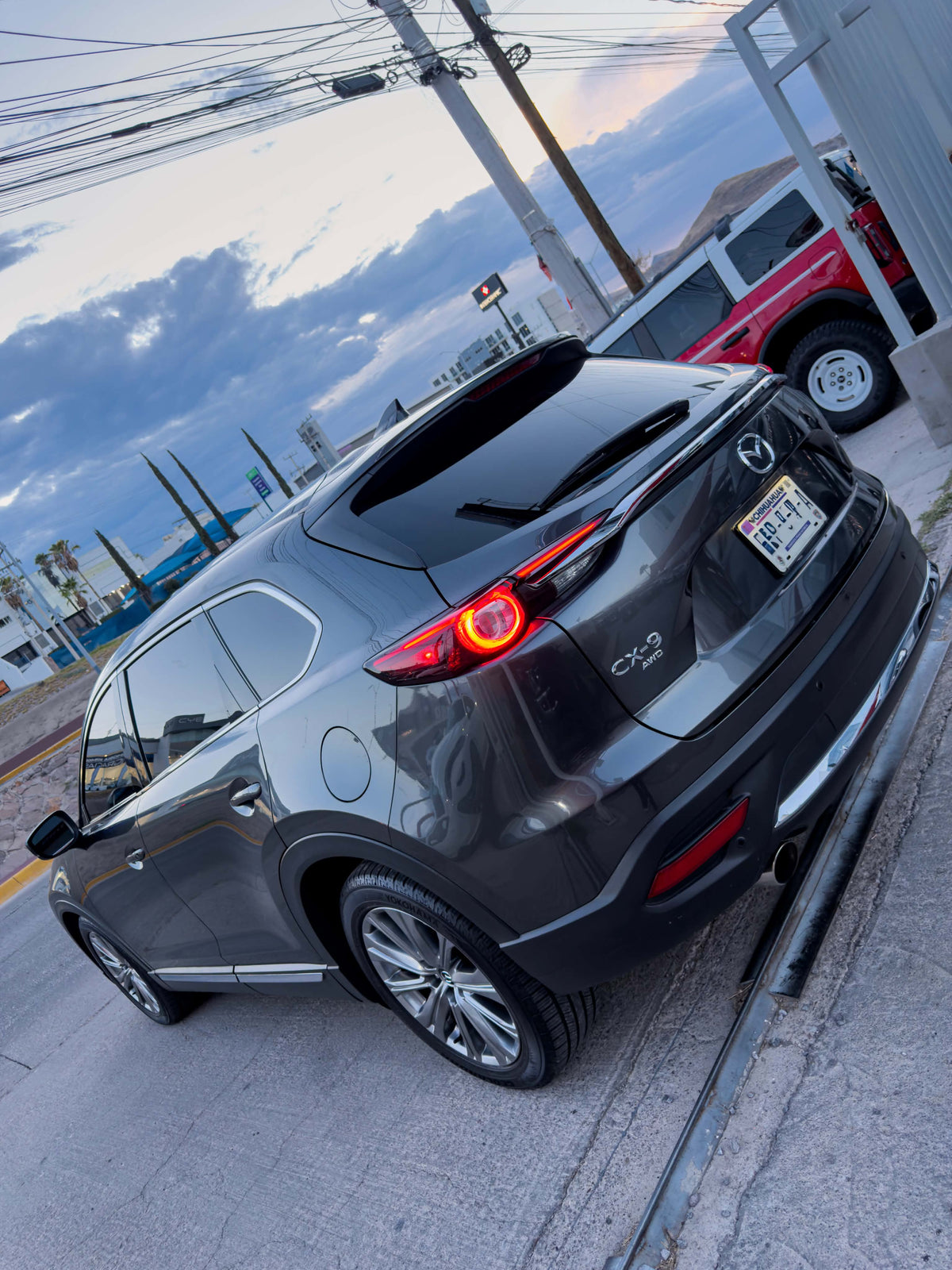 MAZDA CX-9 SIGNATURE