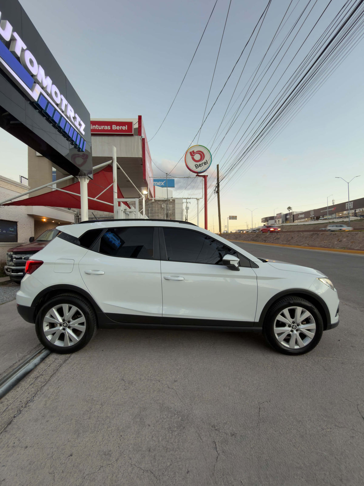 SEAT ARONA