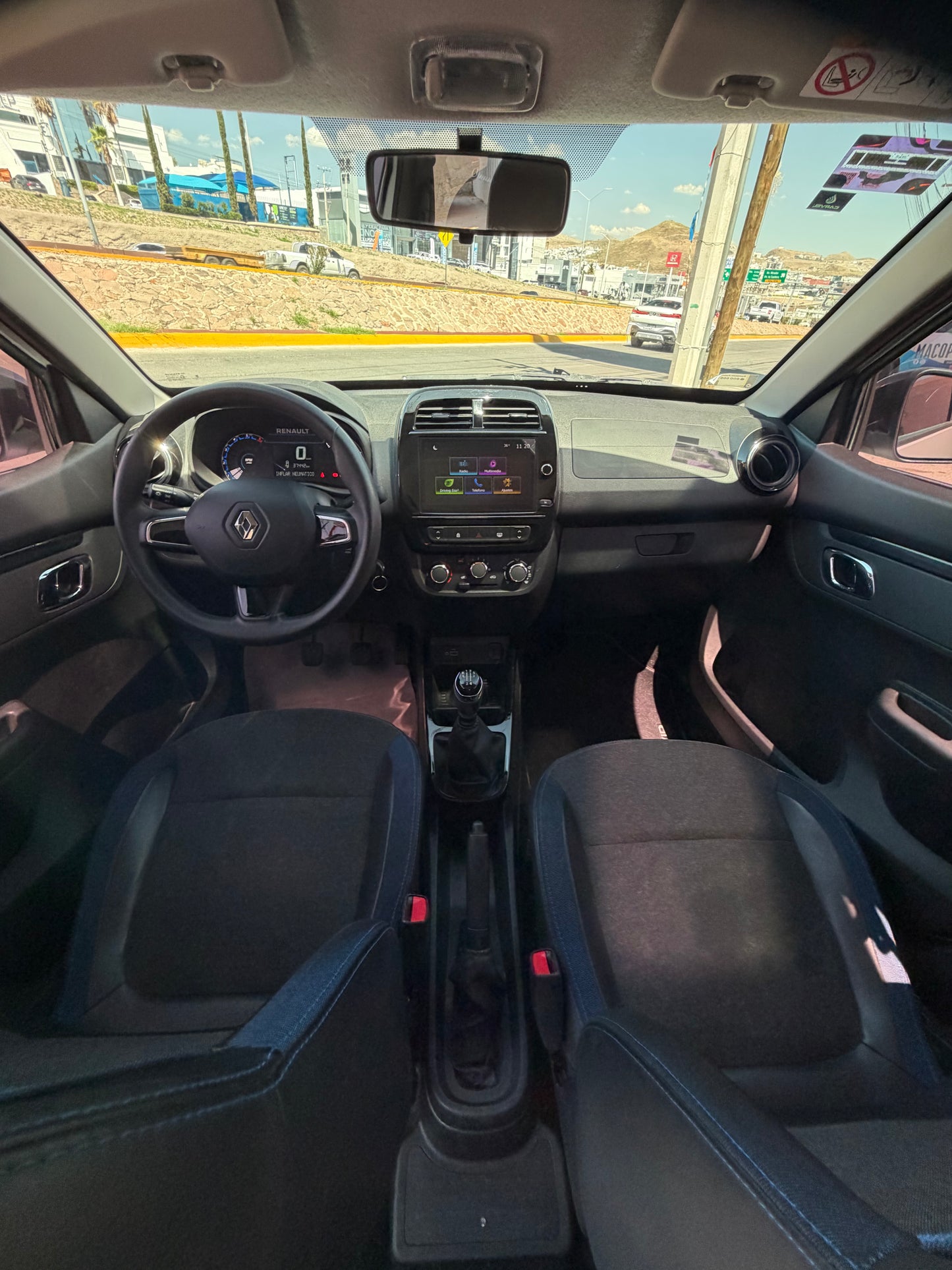 2025 RENAULT KWID BI TONO