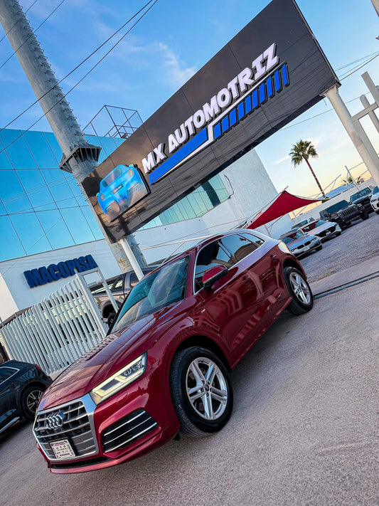 AUDI Q5 SLINE
