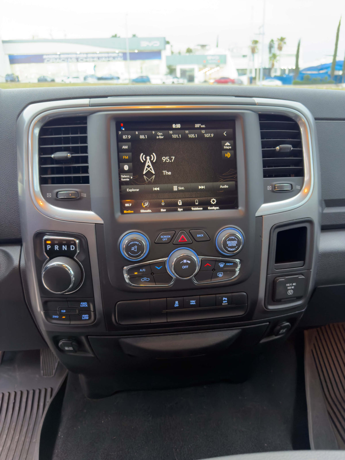 RAM 1500 SPORT 4X4 HEMI