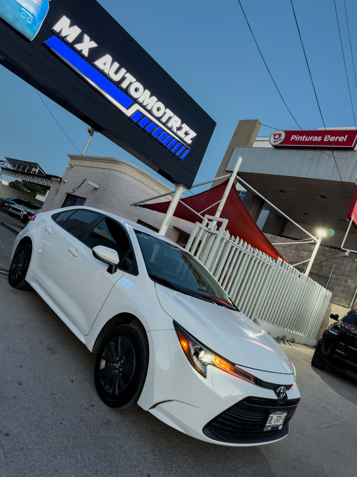 TOYOTA COROLLA