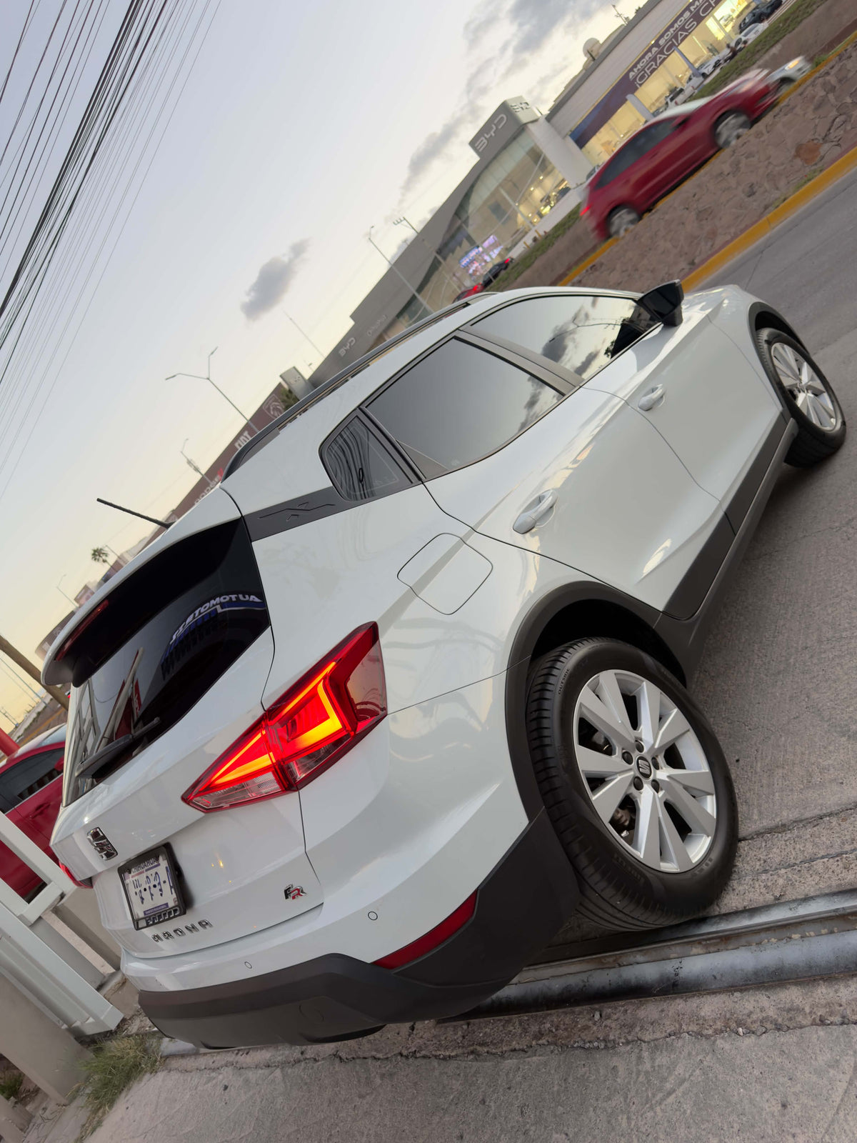 SEAT ARONA