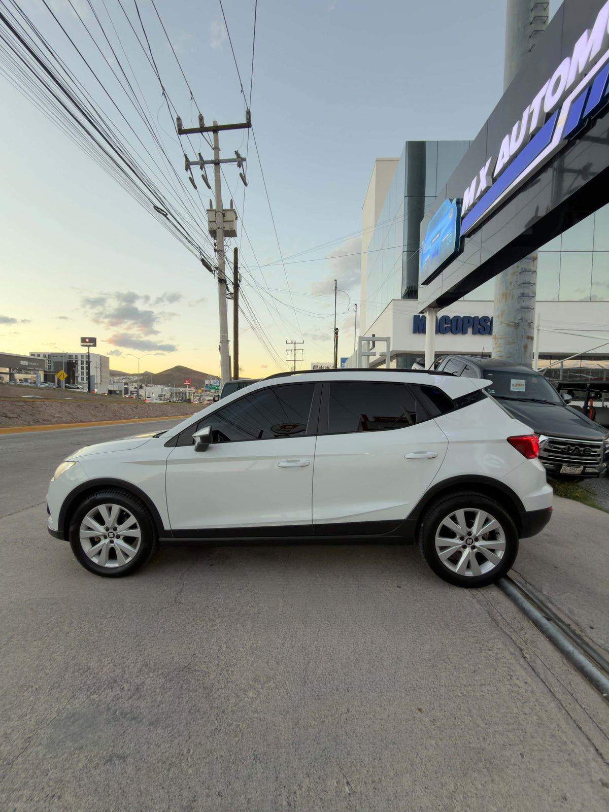 SEAT ARONA