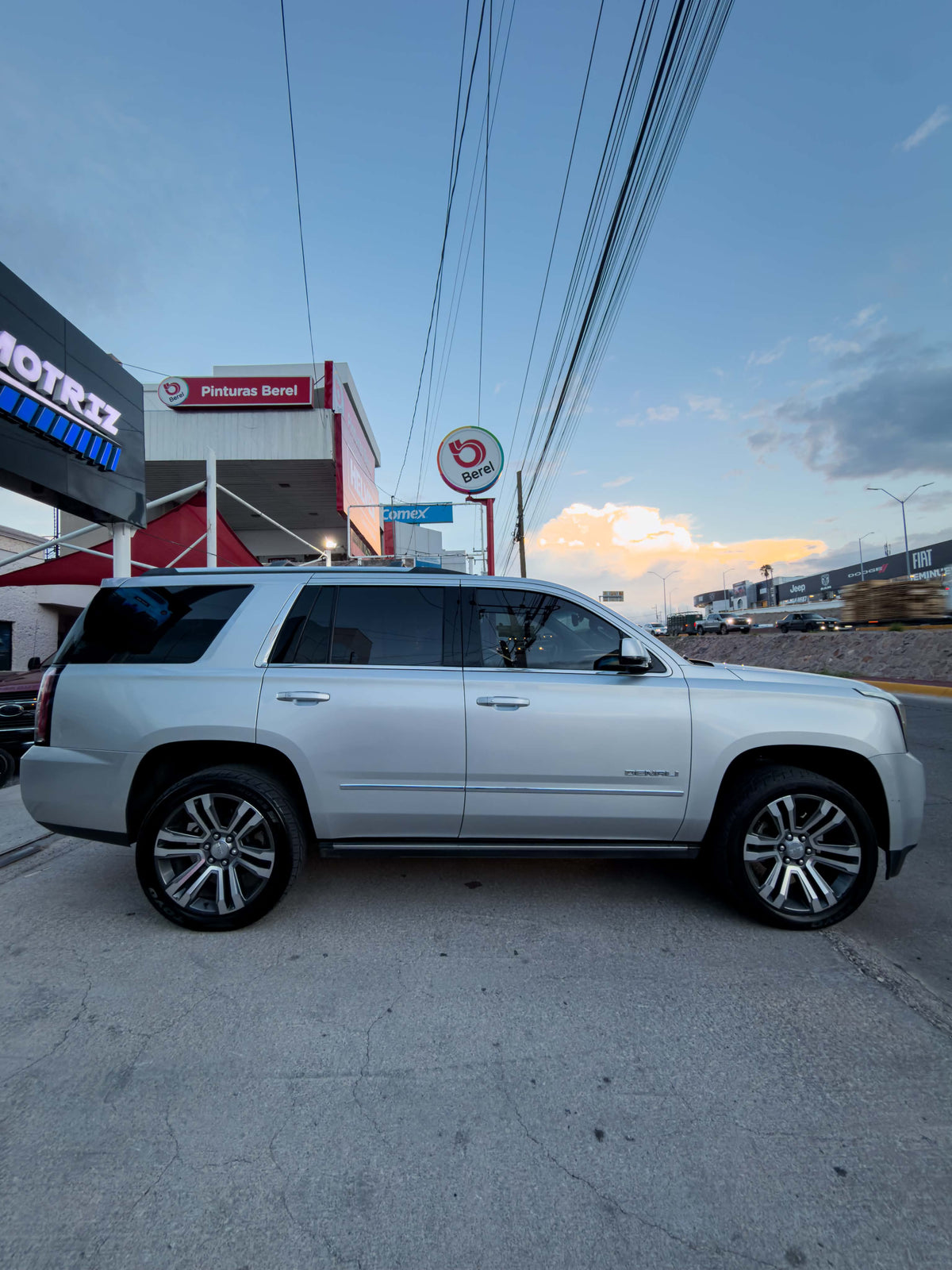 GMC YUKON DENALI