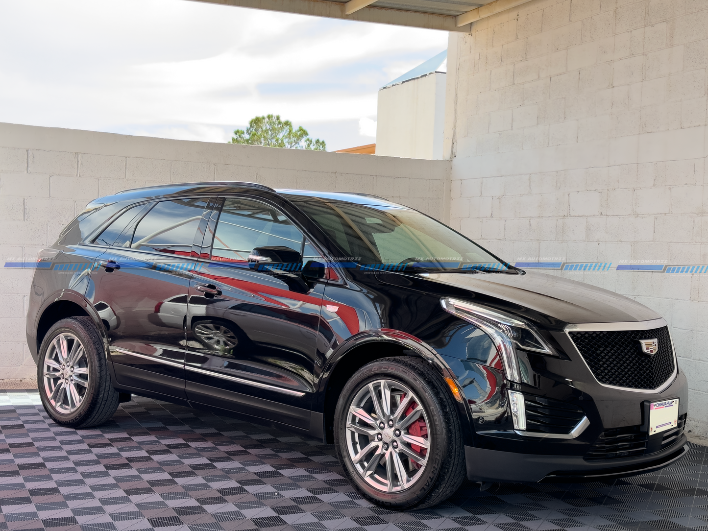 2023 CADILLAC XT5