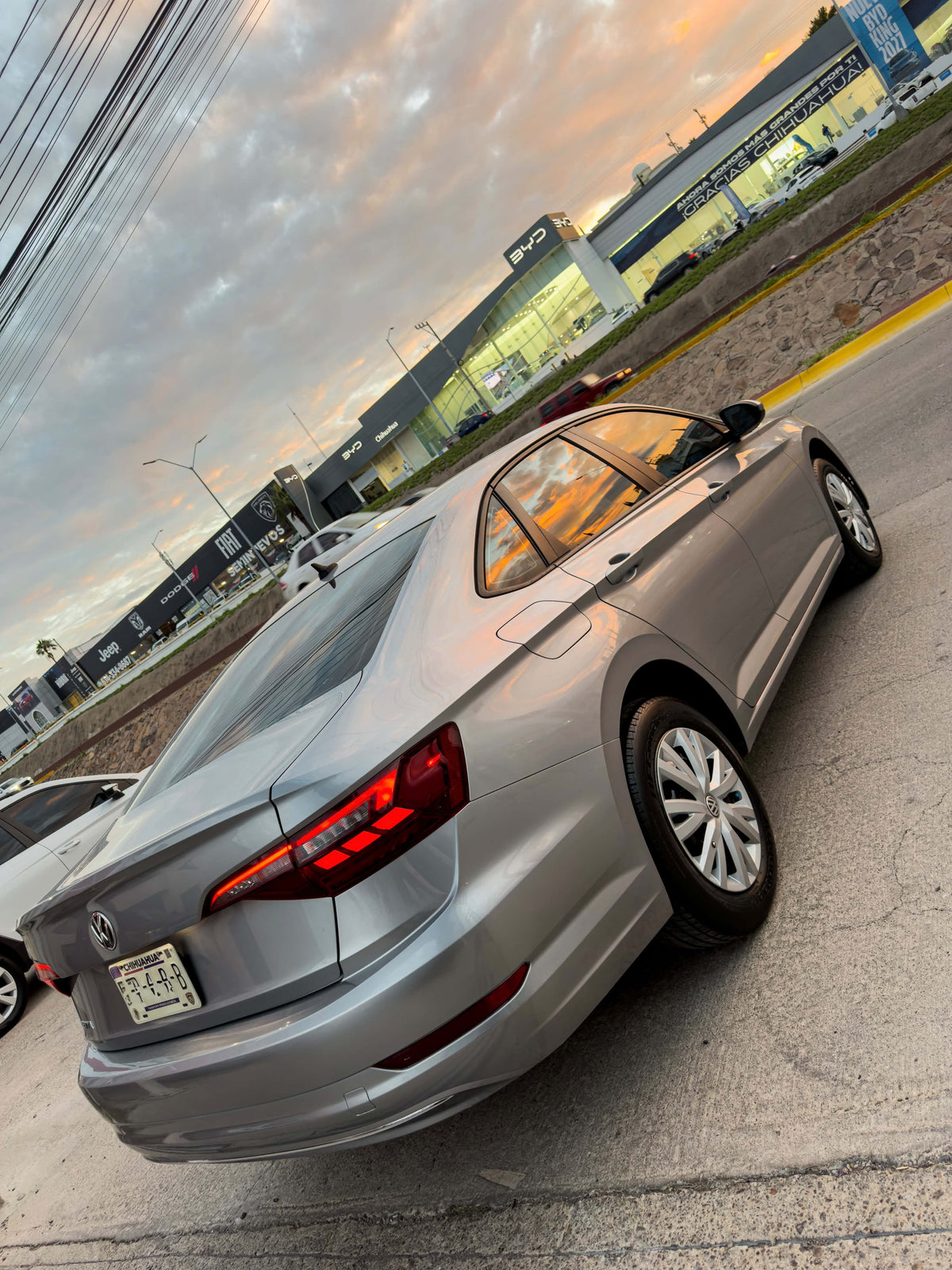 VOLKSWAGEN JETTA TRENDLINE