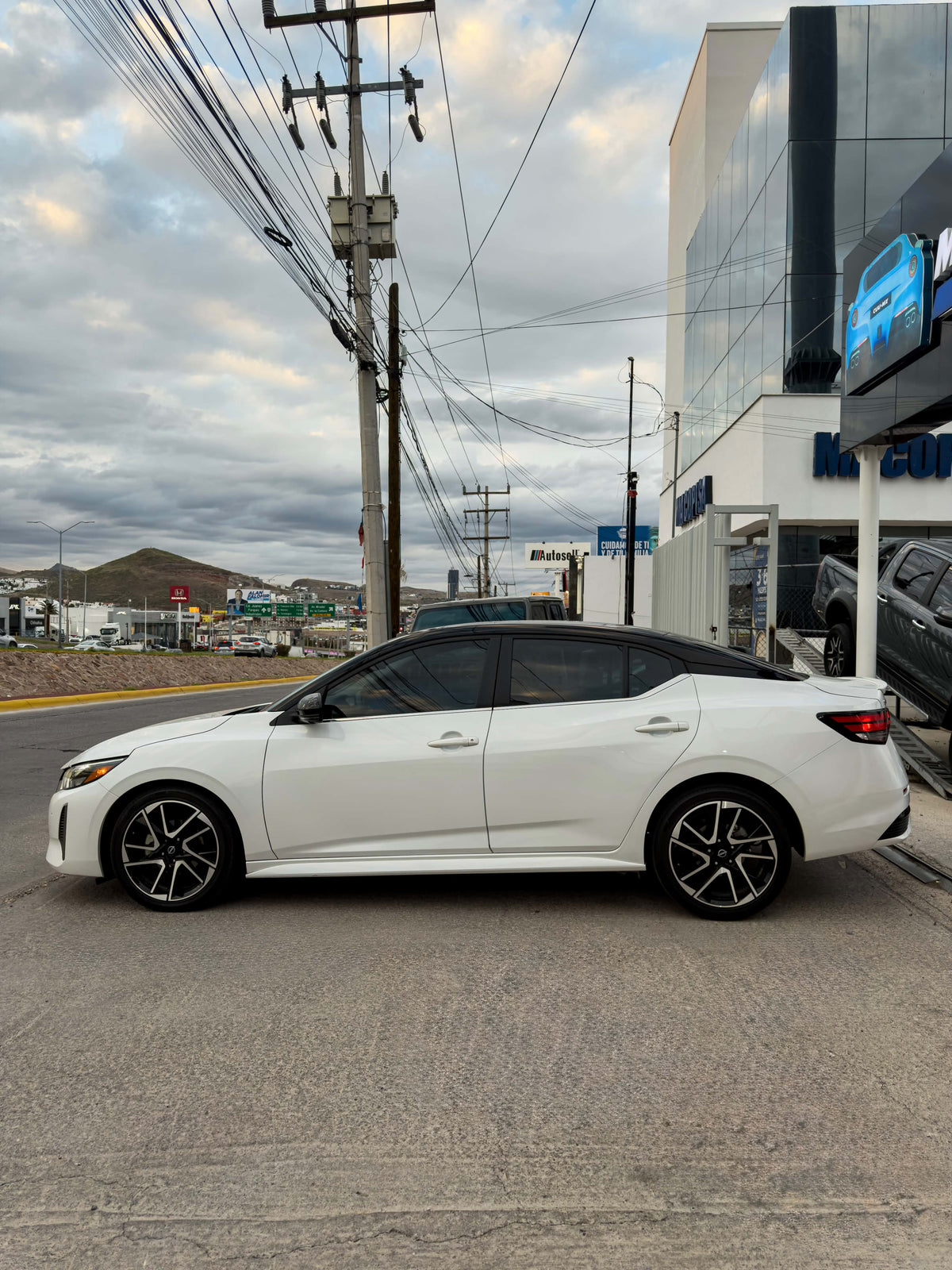 NISSAN SENTRA SR PLATINUM
