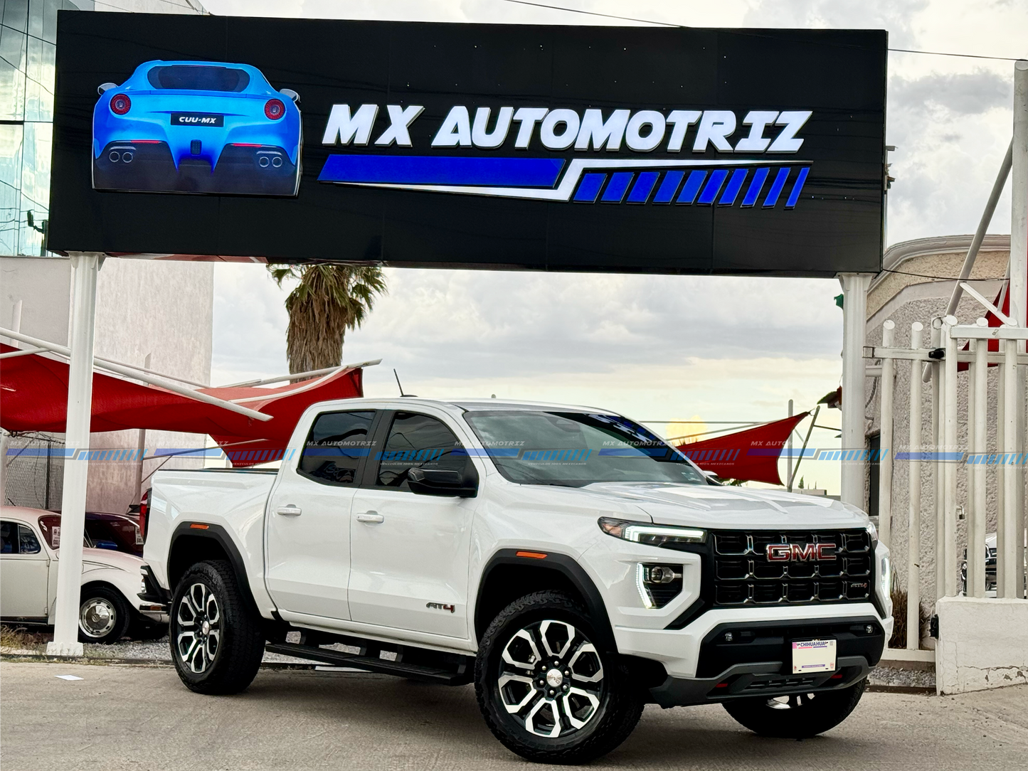 2023 GMC CANYON AT4