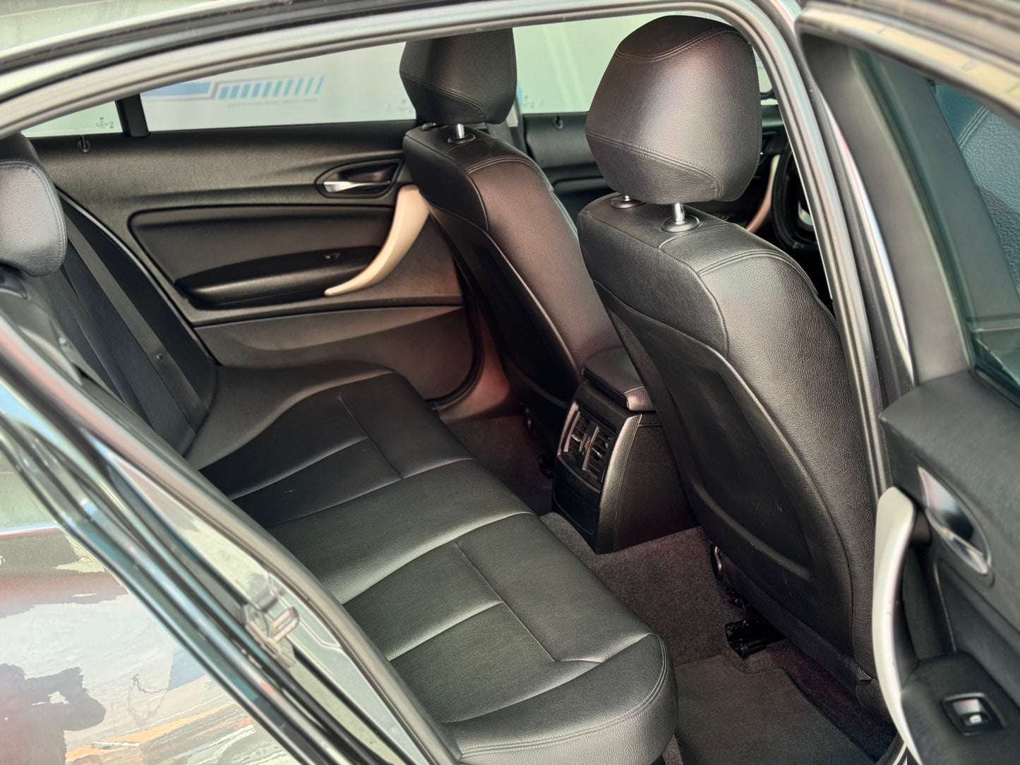 J. 2016 BMW 120I URBAN TM