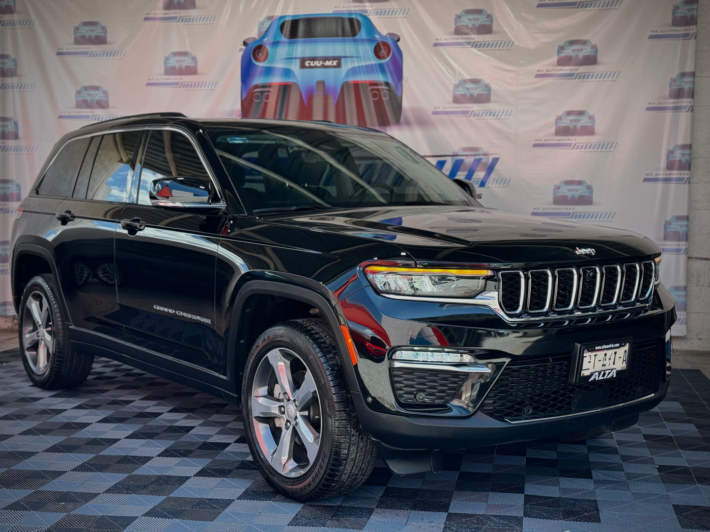 D. 2022 JEEP GRAND CHEROKEE LIMITED