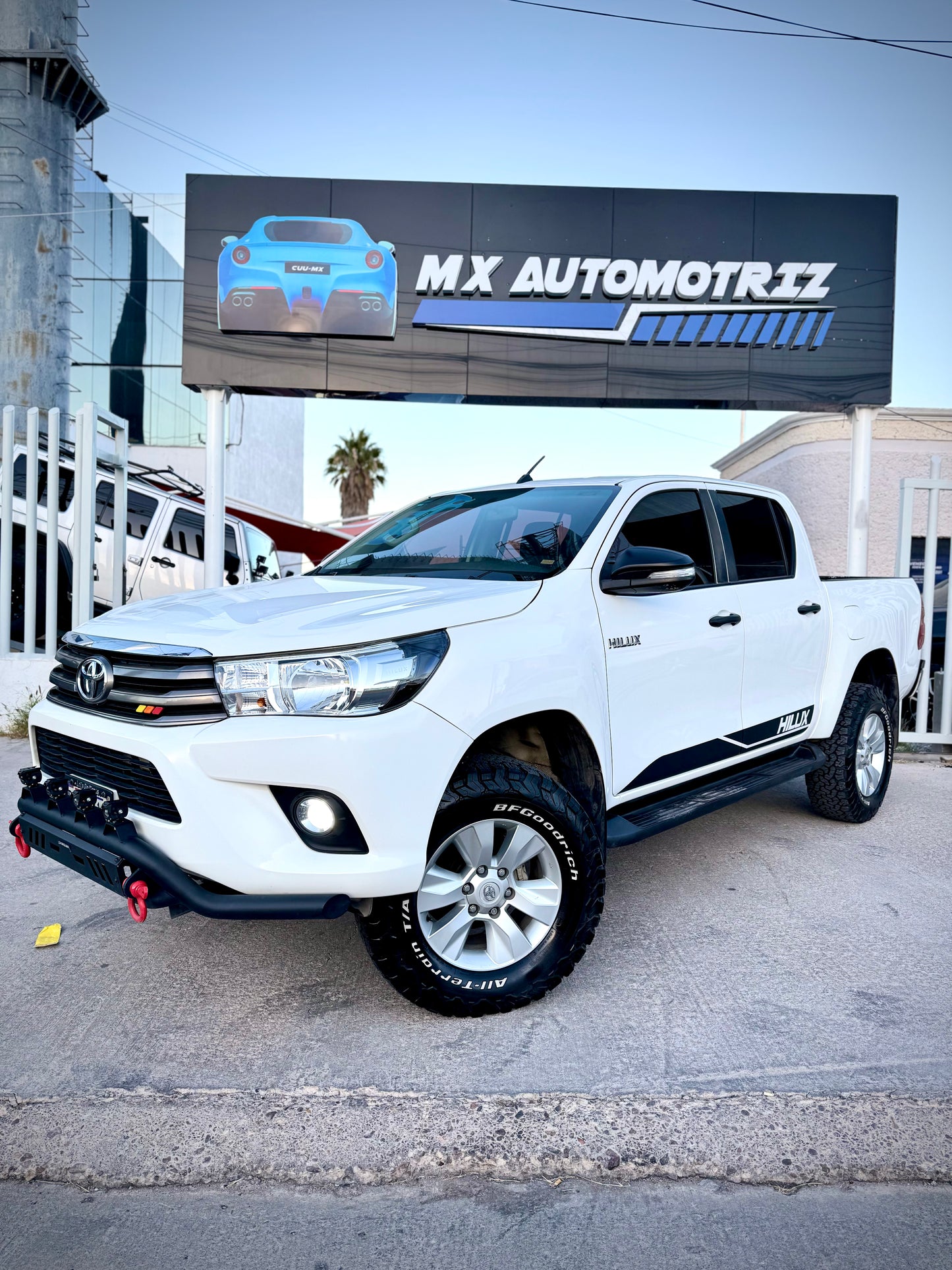 2016 TOYOTA HILUX