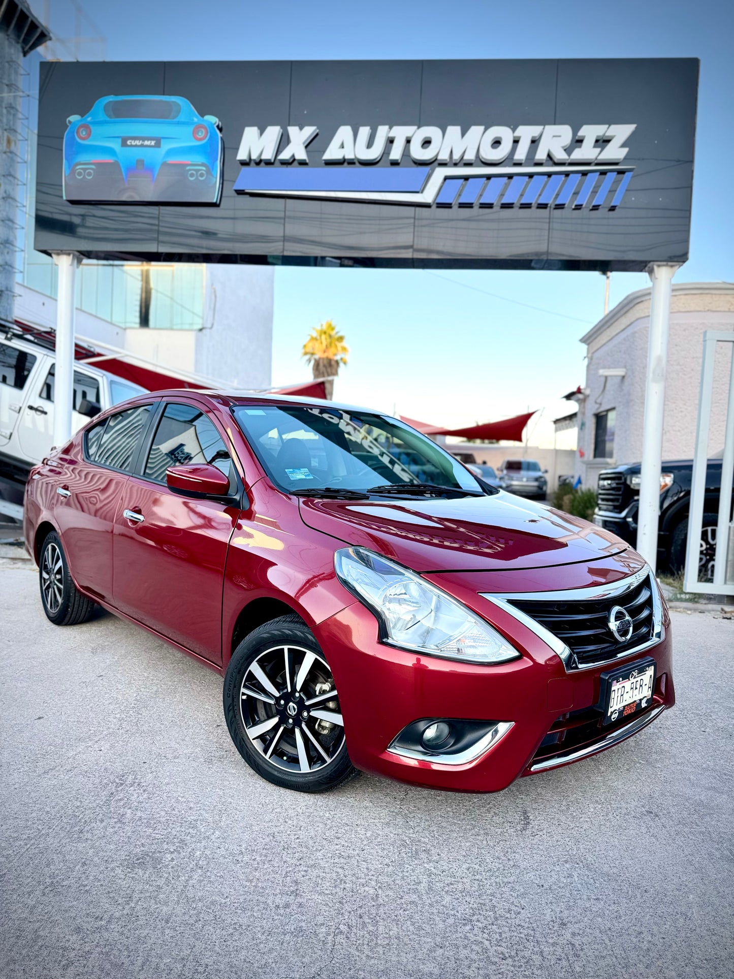 2019 NISSAN VERSA EXCLUSIVE 40,000KMS