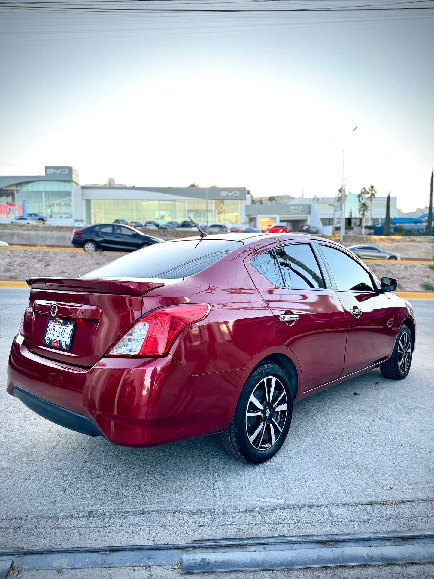 2019 NISSAN VERSA EXCLUSIVE 40,000KMS