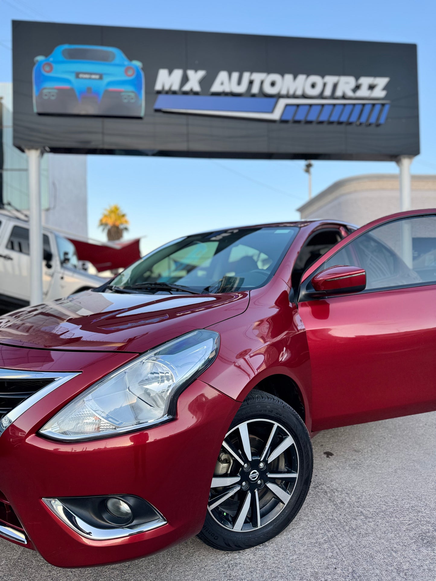 2019 NISSAN VERSA EXCLUSIVE 40,000KMS