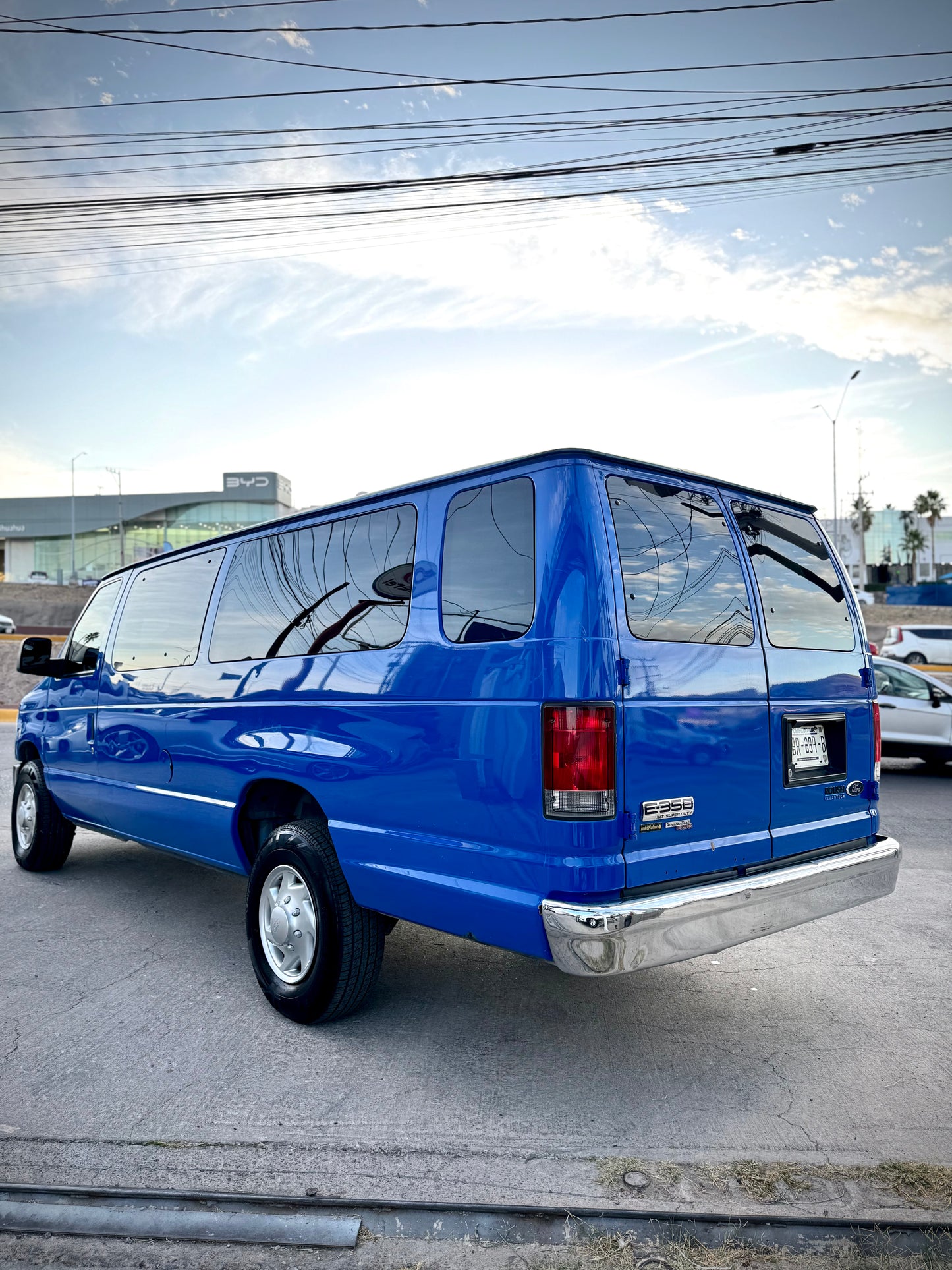 2014 FORD 11 PASAJEROS