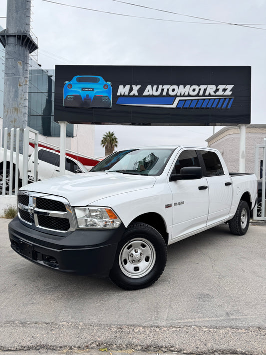 2018 RAM SLT 5.7 4X4