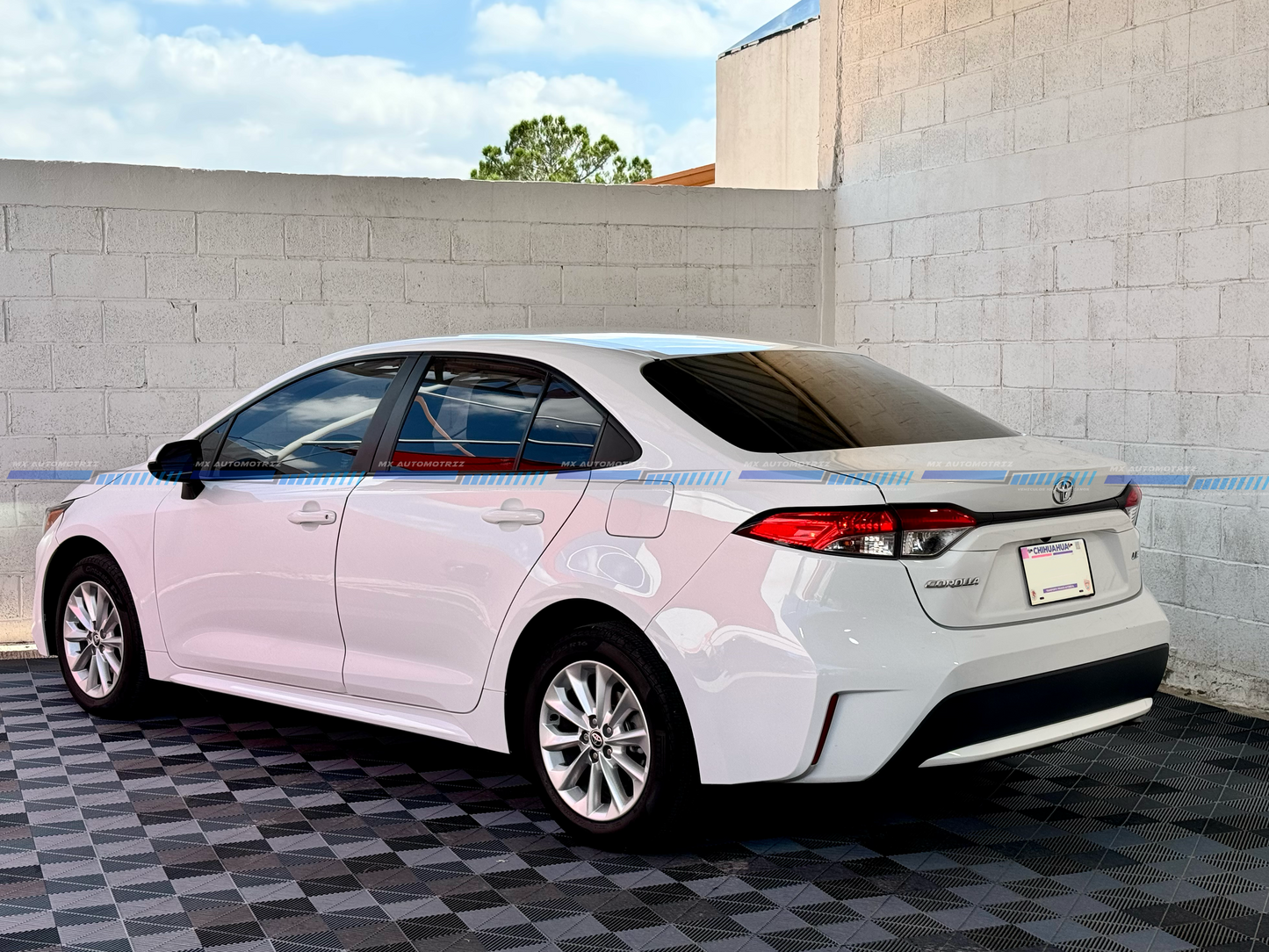 2021 TOYOTA COROLLA LE