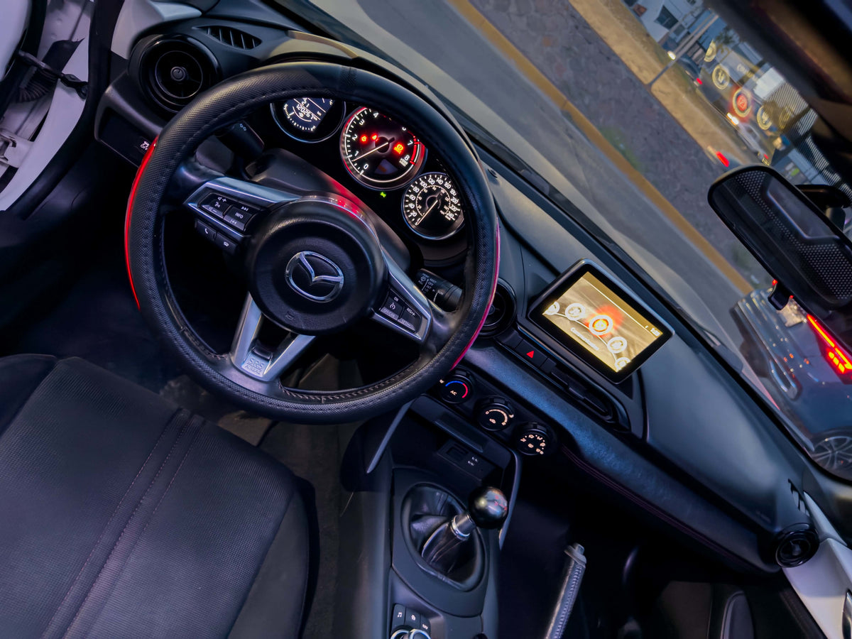 2017 MAZDA MX-5 SPORT