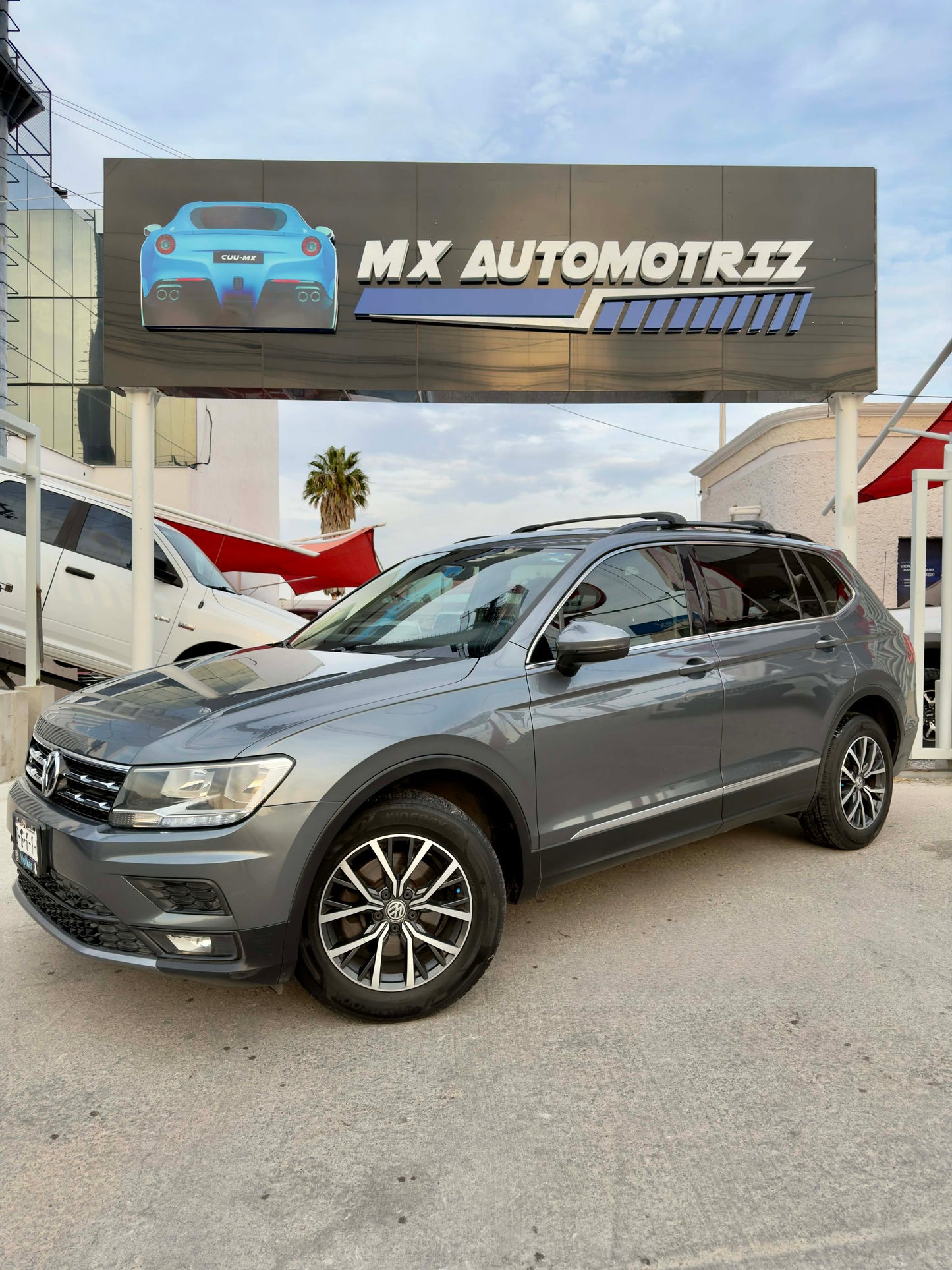 2018 VOLKSWAGEN TIGUAN