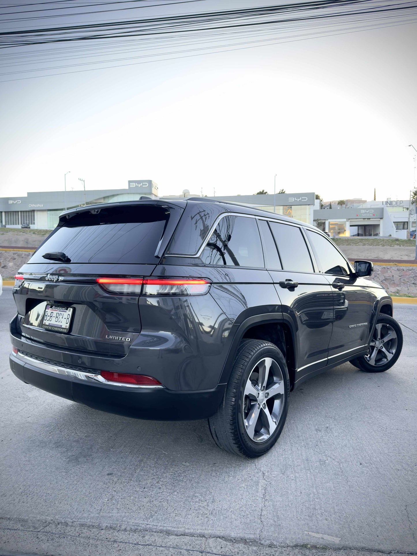 2023 JEEP GRAND CHEROKEE LIMITED