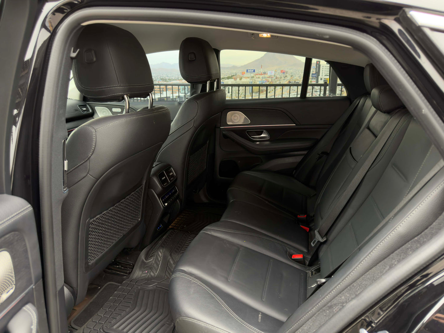 2 4 MERCEDES BENZ GLE 4MATIC COUPE